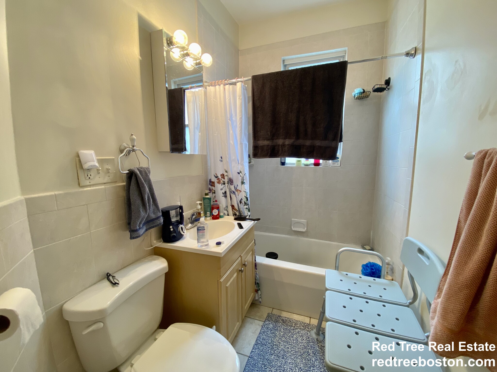 1496 Centre St, Roslindale