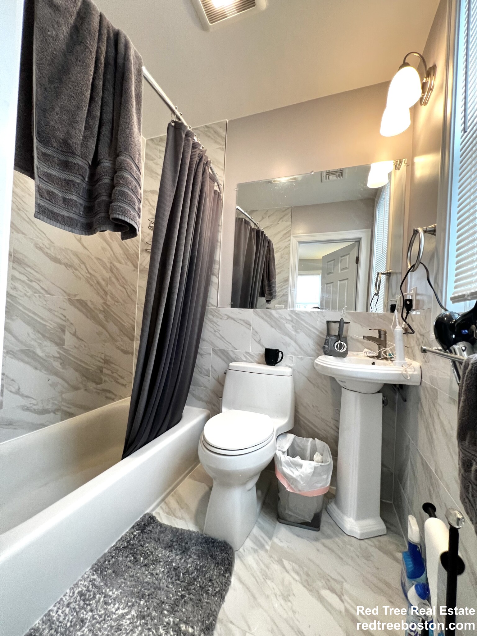 17 Harvard Ter, Allston