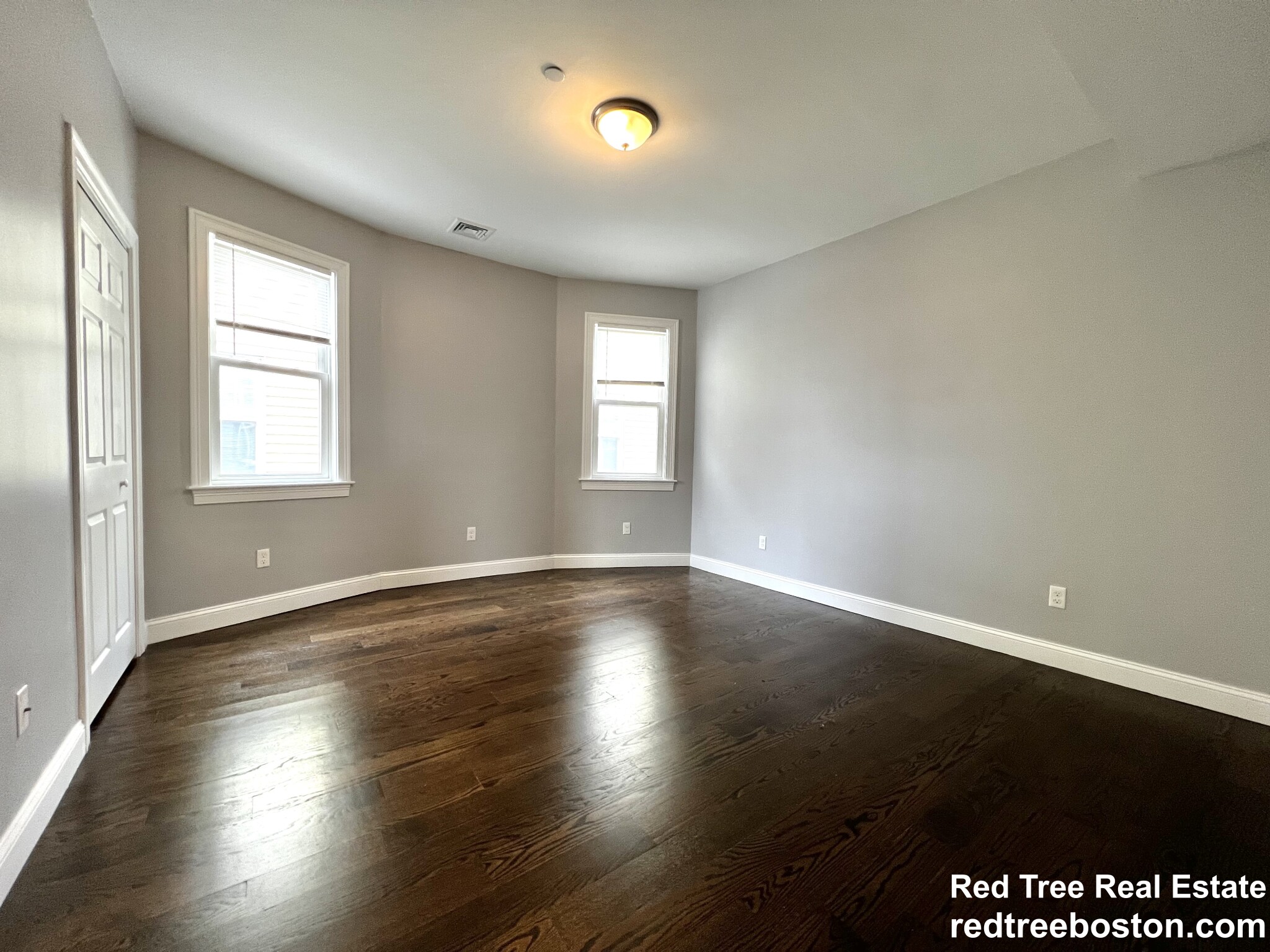 17 Harvard Ter, Allston