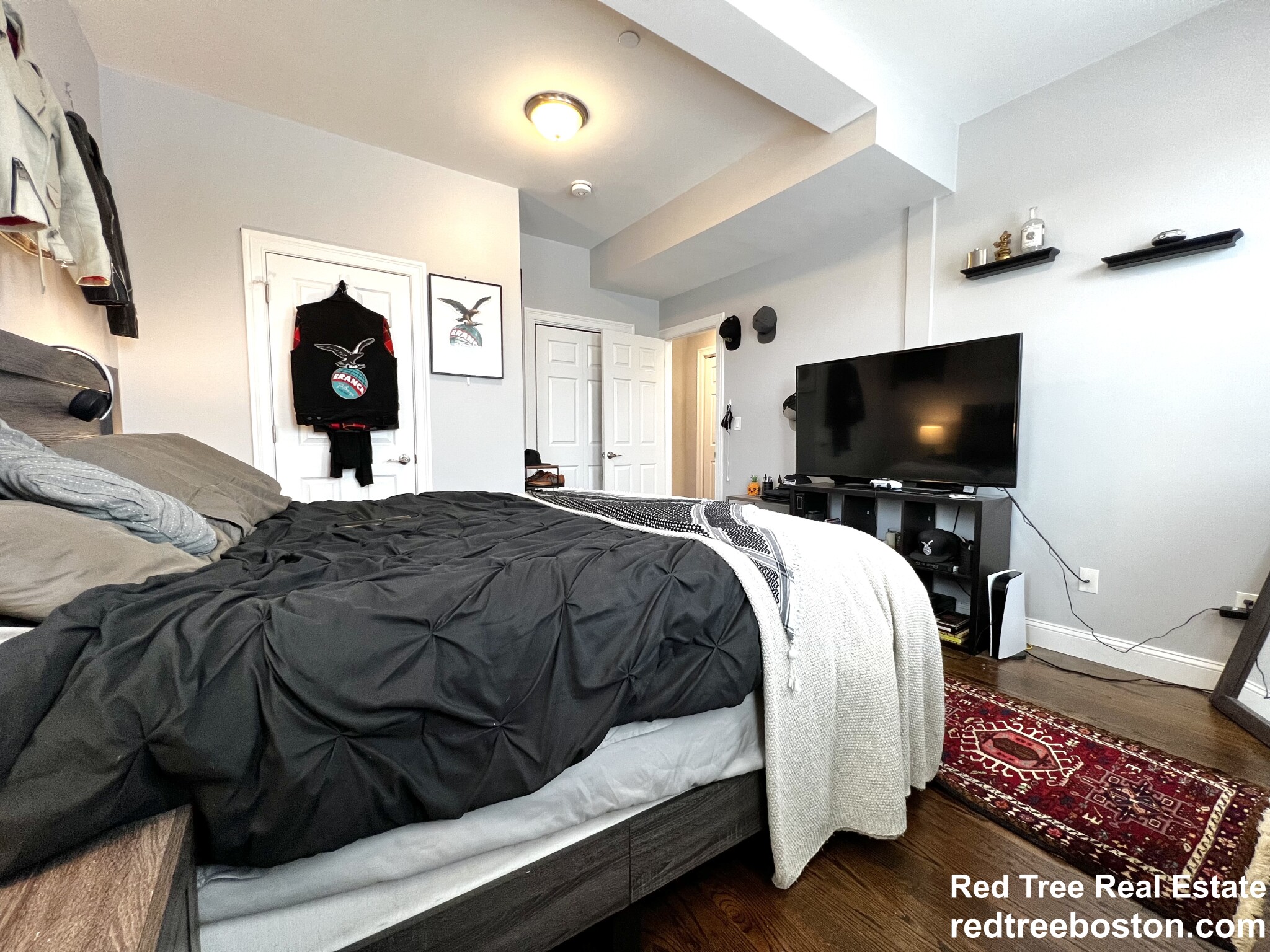 17 Harvard Ter, Allston