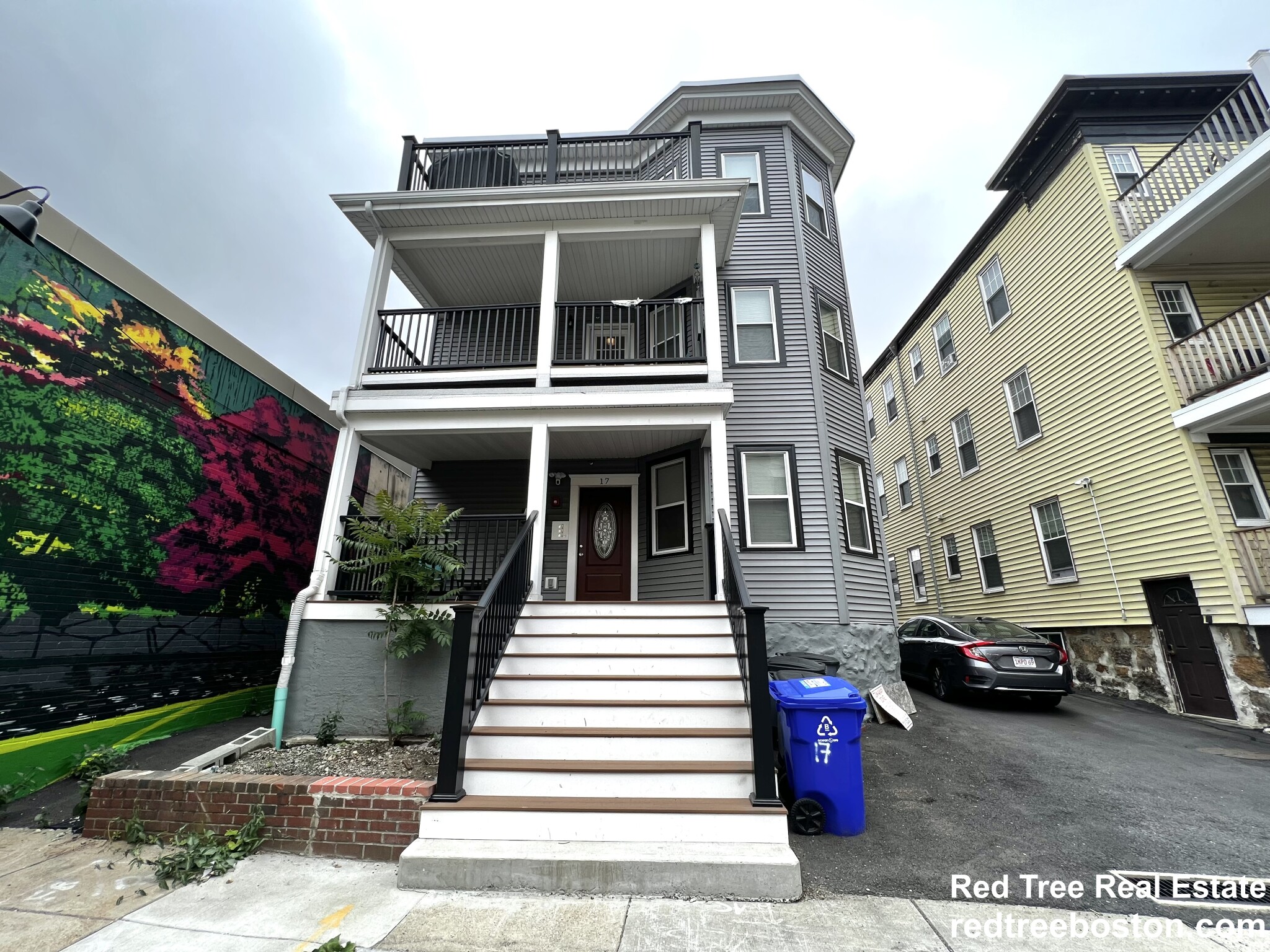 17 Harvard Ter, Allston