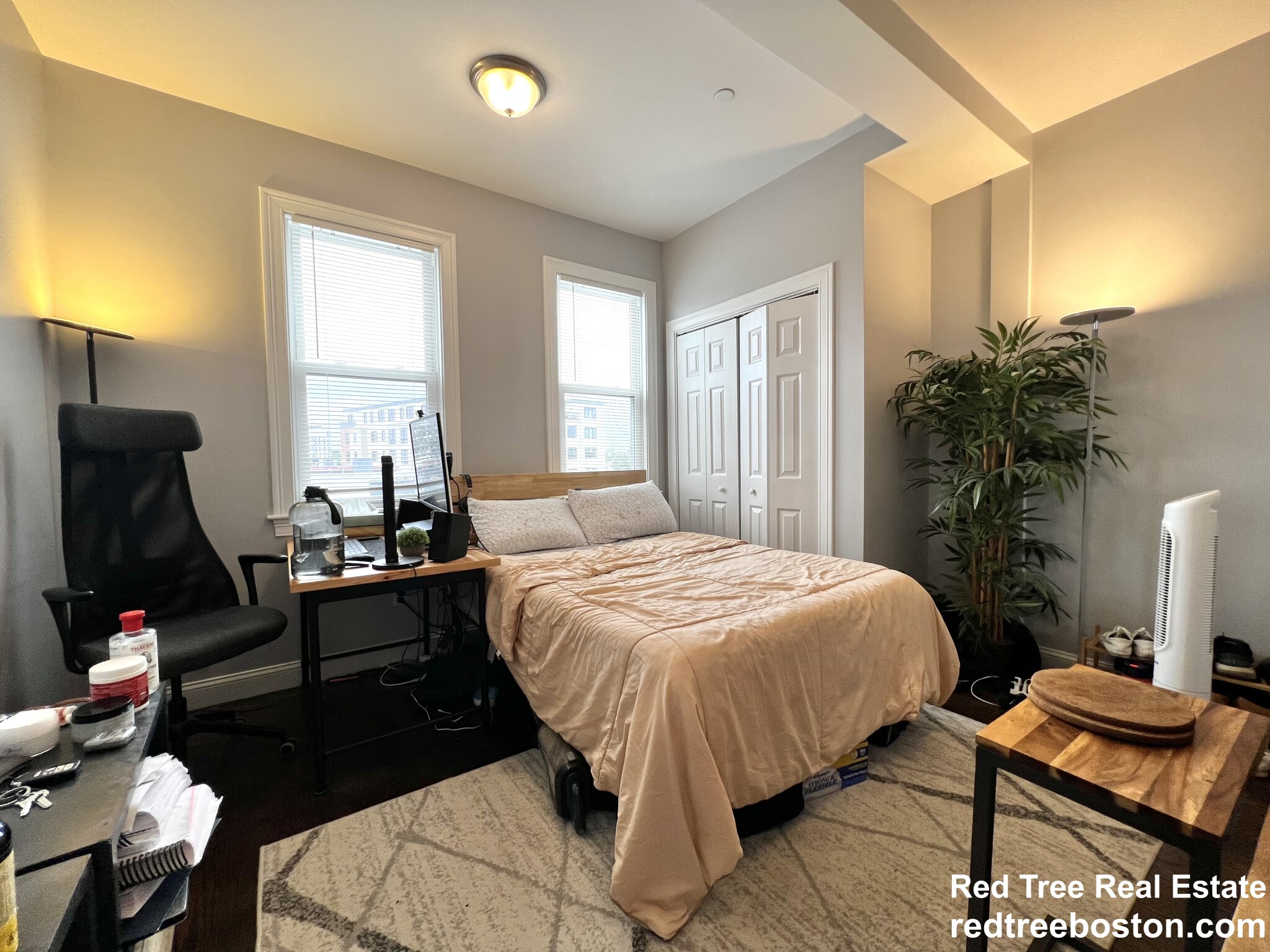 17 Harvard Ter, Allston