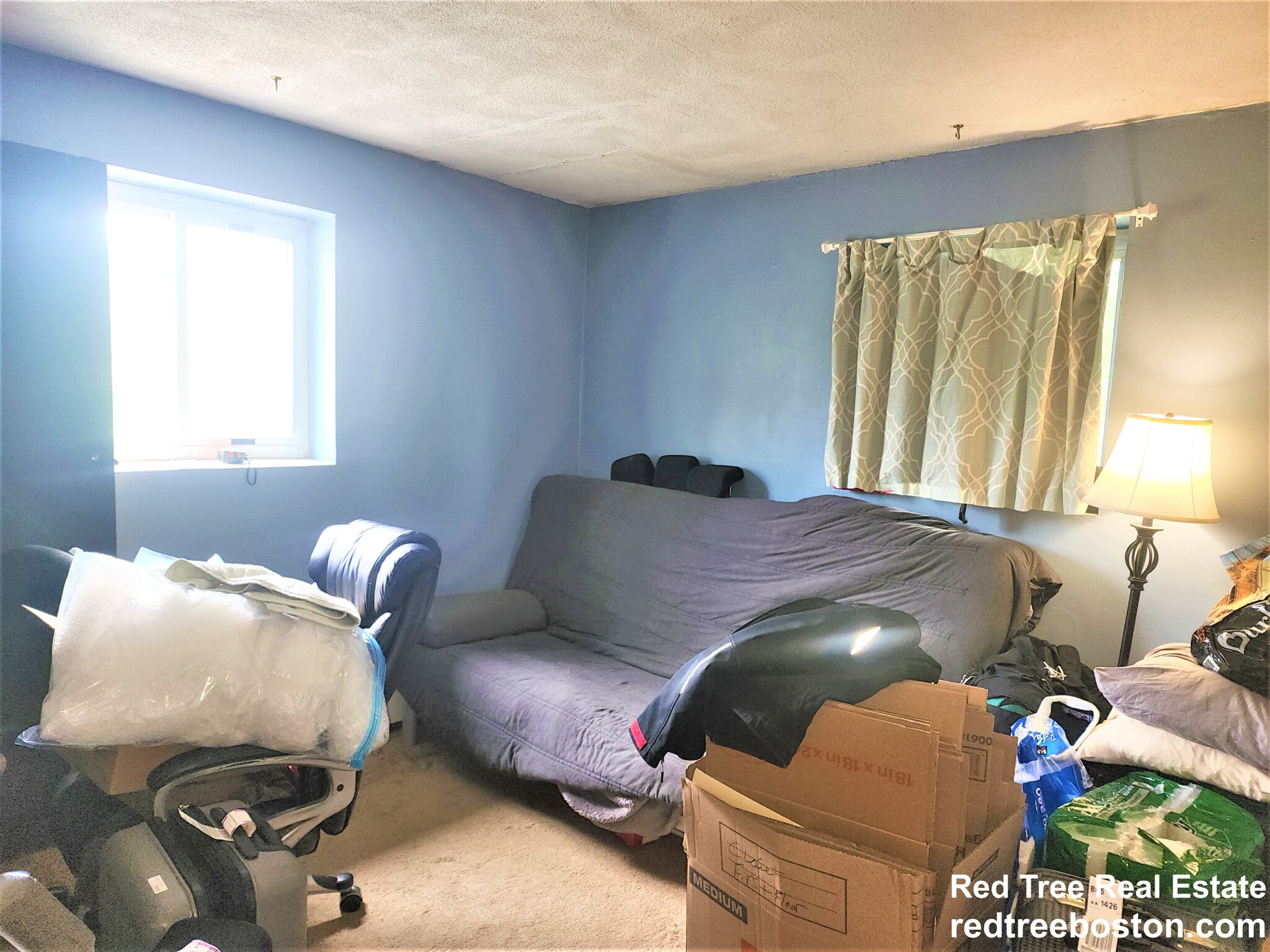 14 Byron Rd, Chestnut Hill