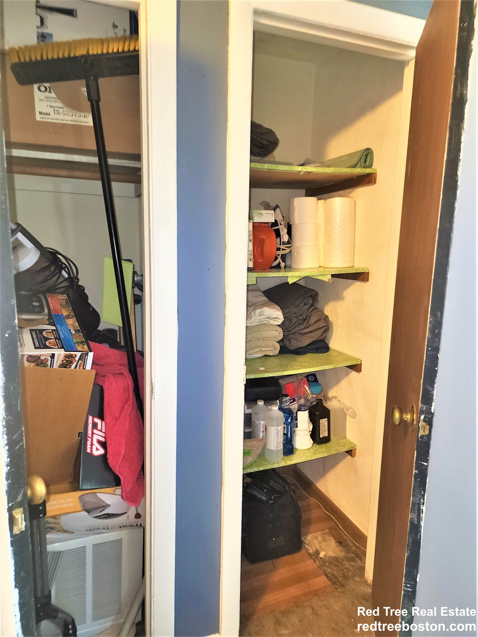 14 Byron Rd, Chestnut Hill