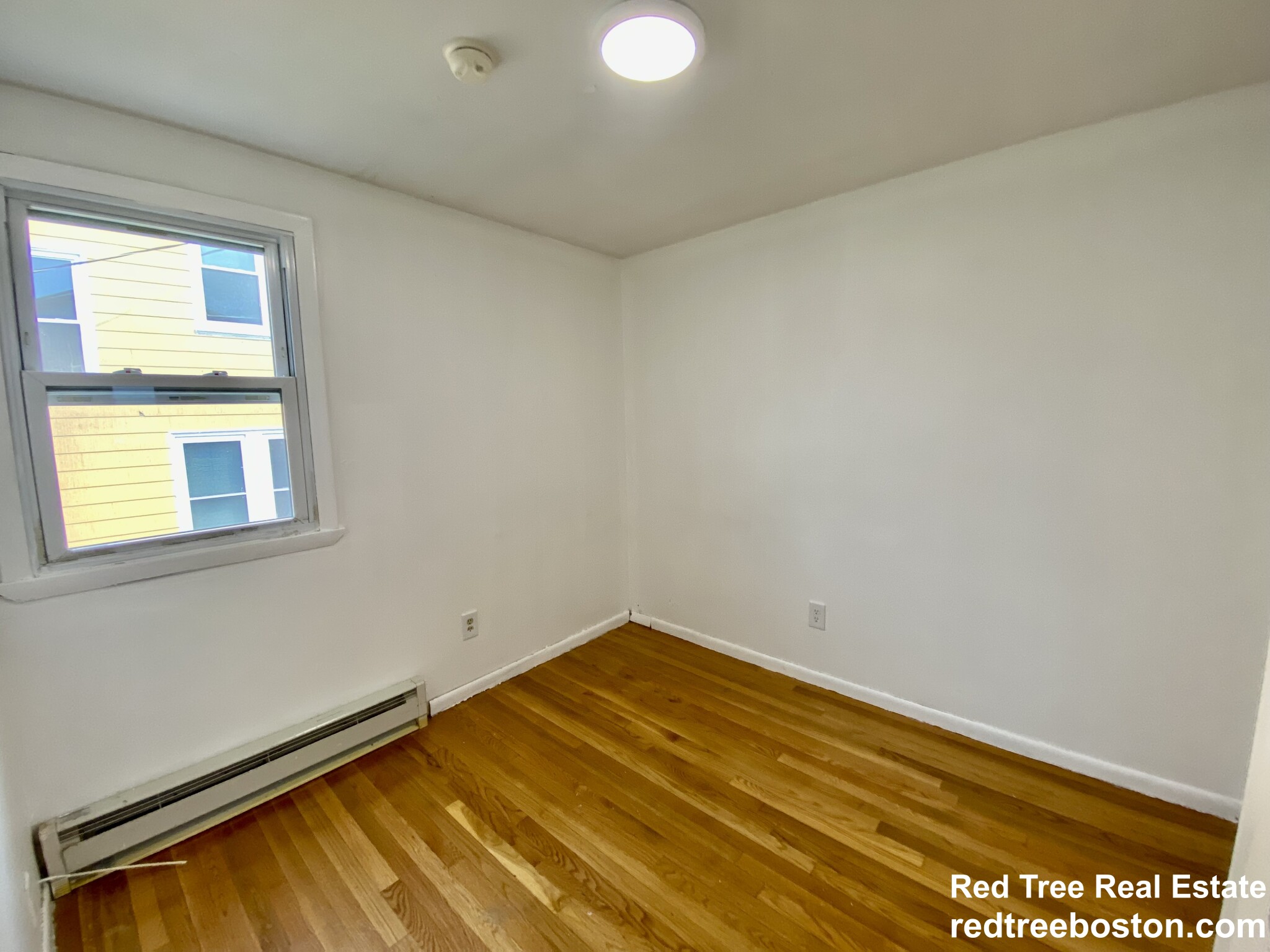 95 Metropolitan Ave, Roslindale