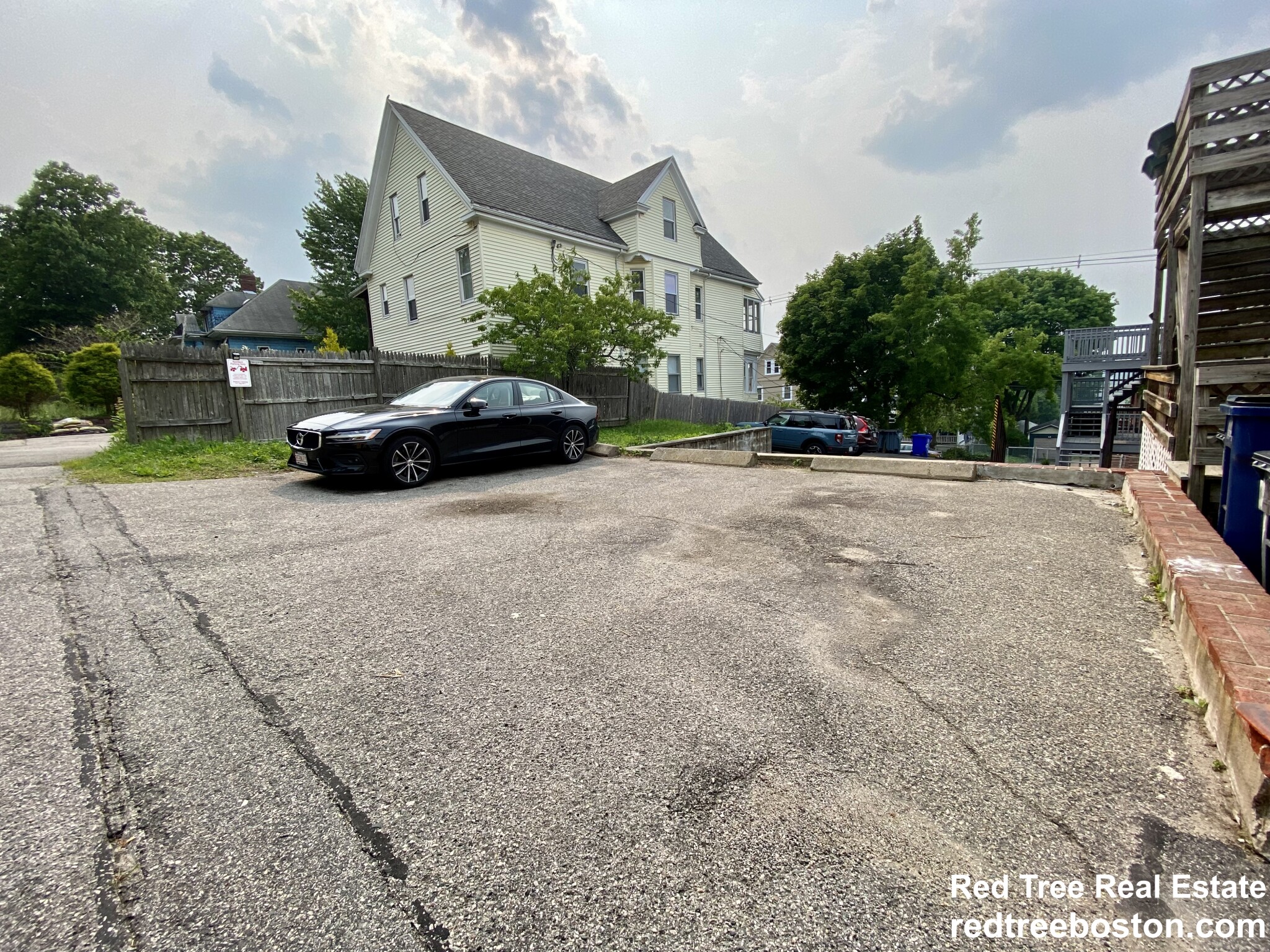 95 Metropolitan Ave, Roslindale