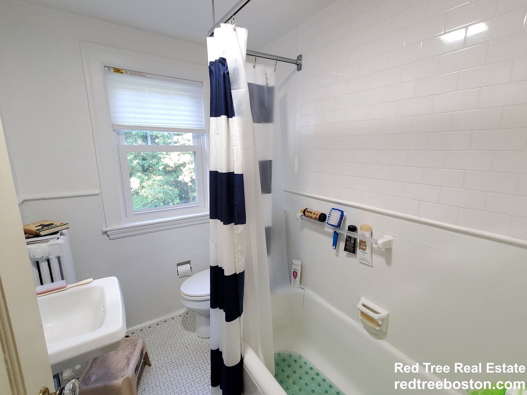 58 Longfellow Rd, Wellesley