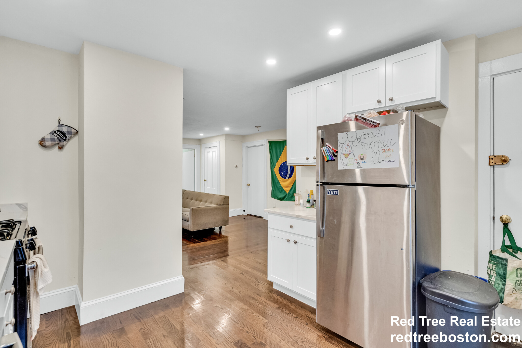 26 John St, Thompsonville