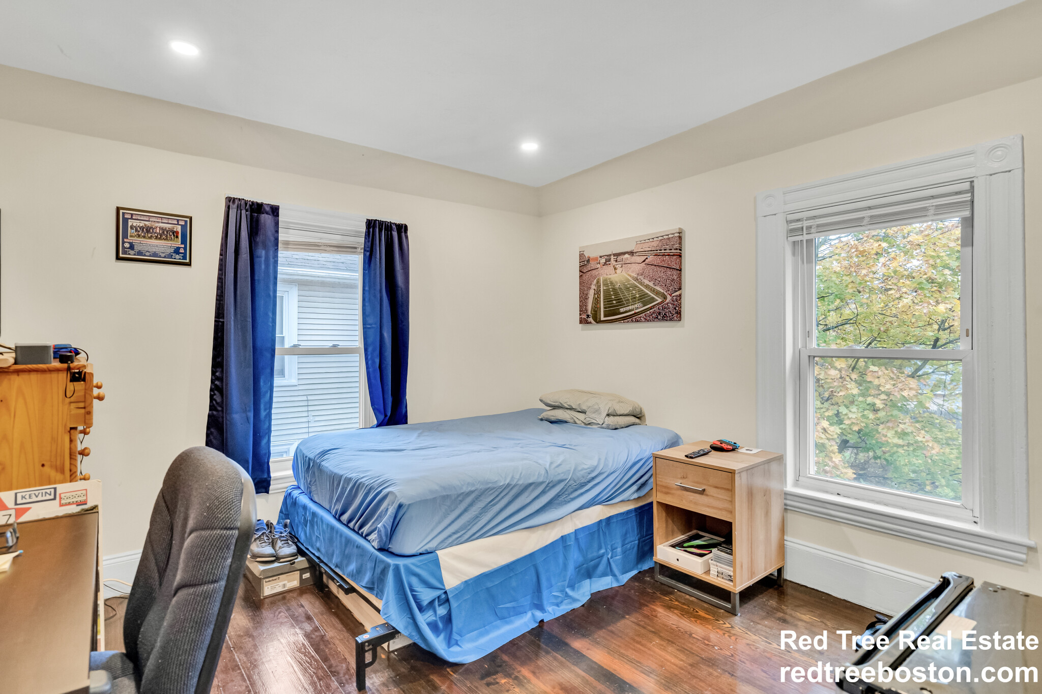 26 John St, Thompsonville