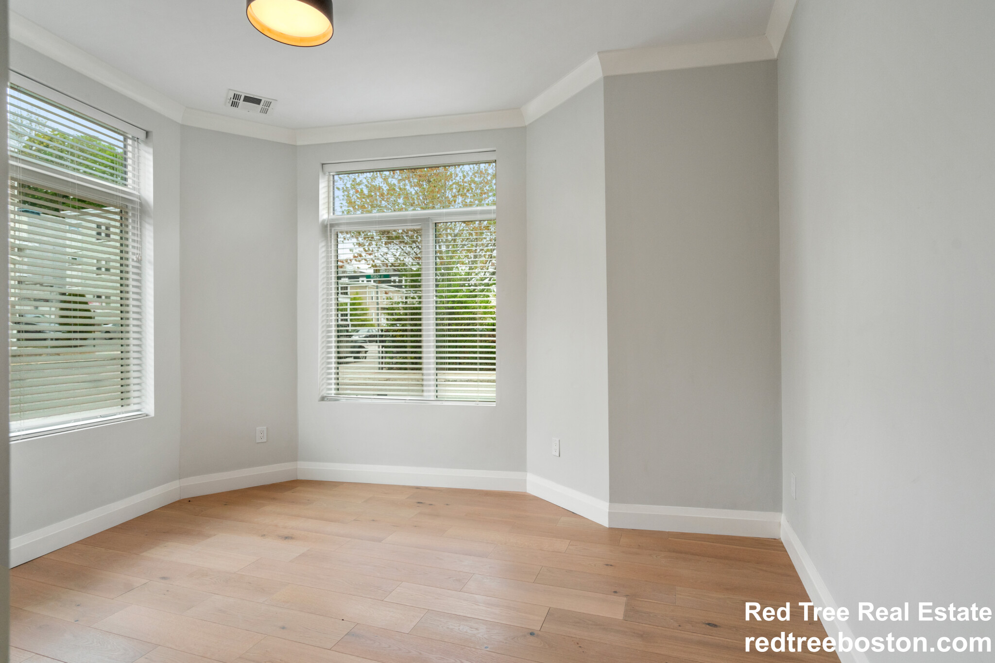 142 Pleasant St, Dorchester