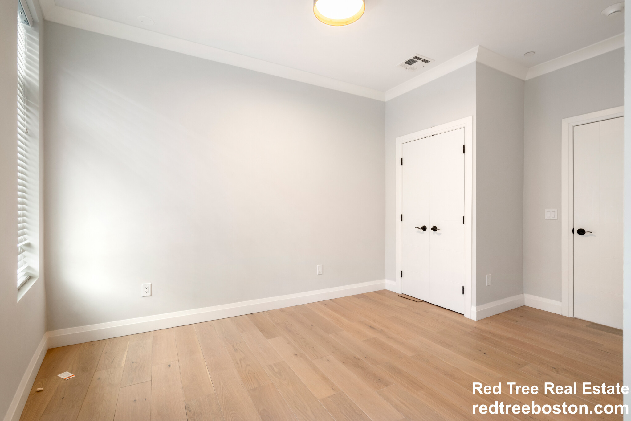 142 Pleasant St, Dorchester