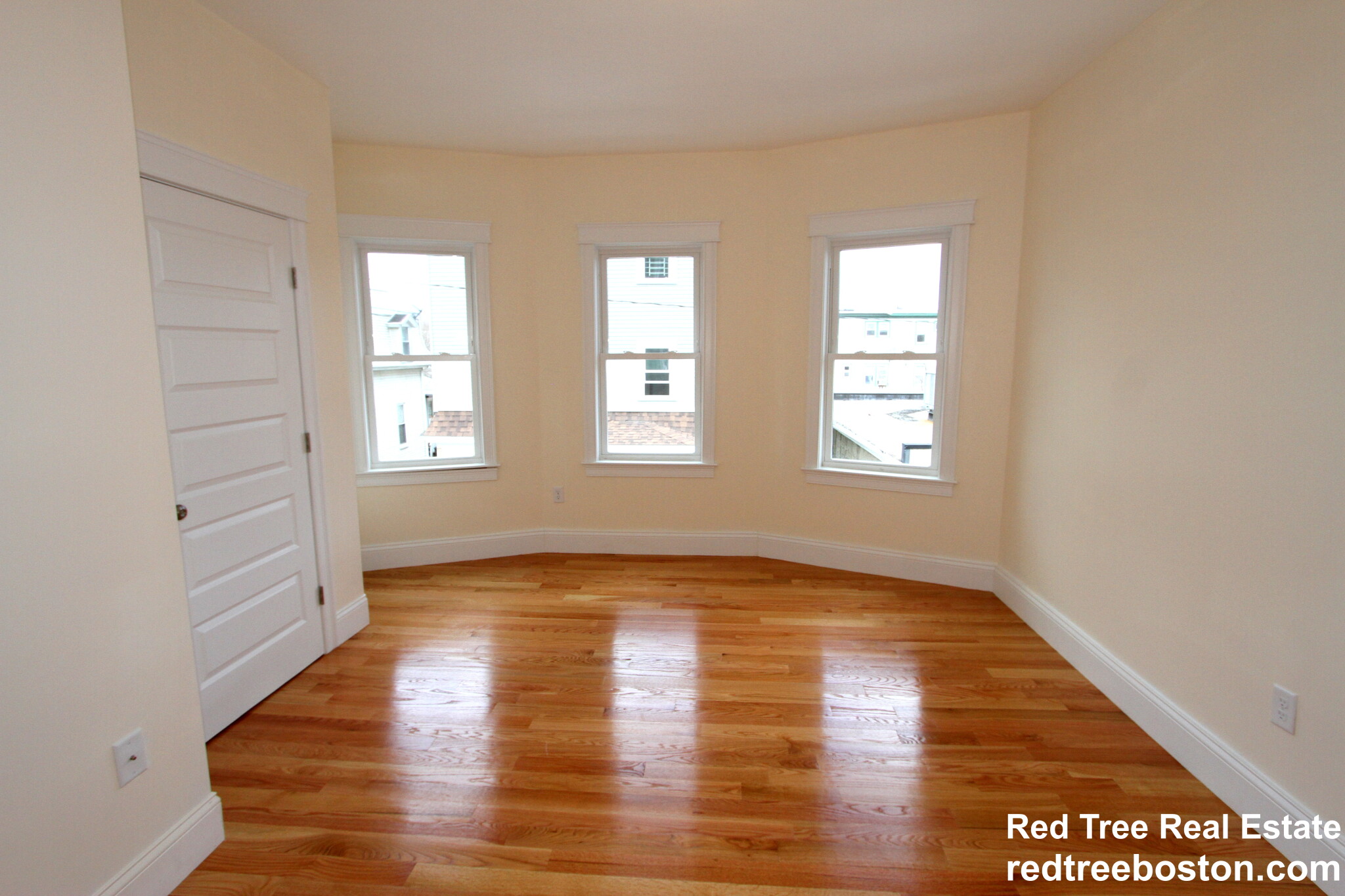 8 Roach St, Dorchester