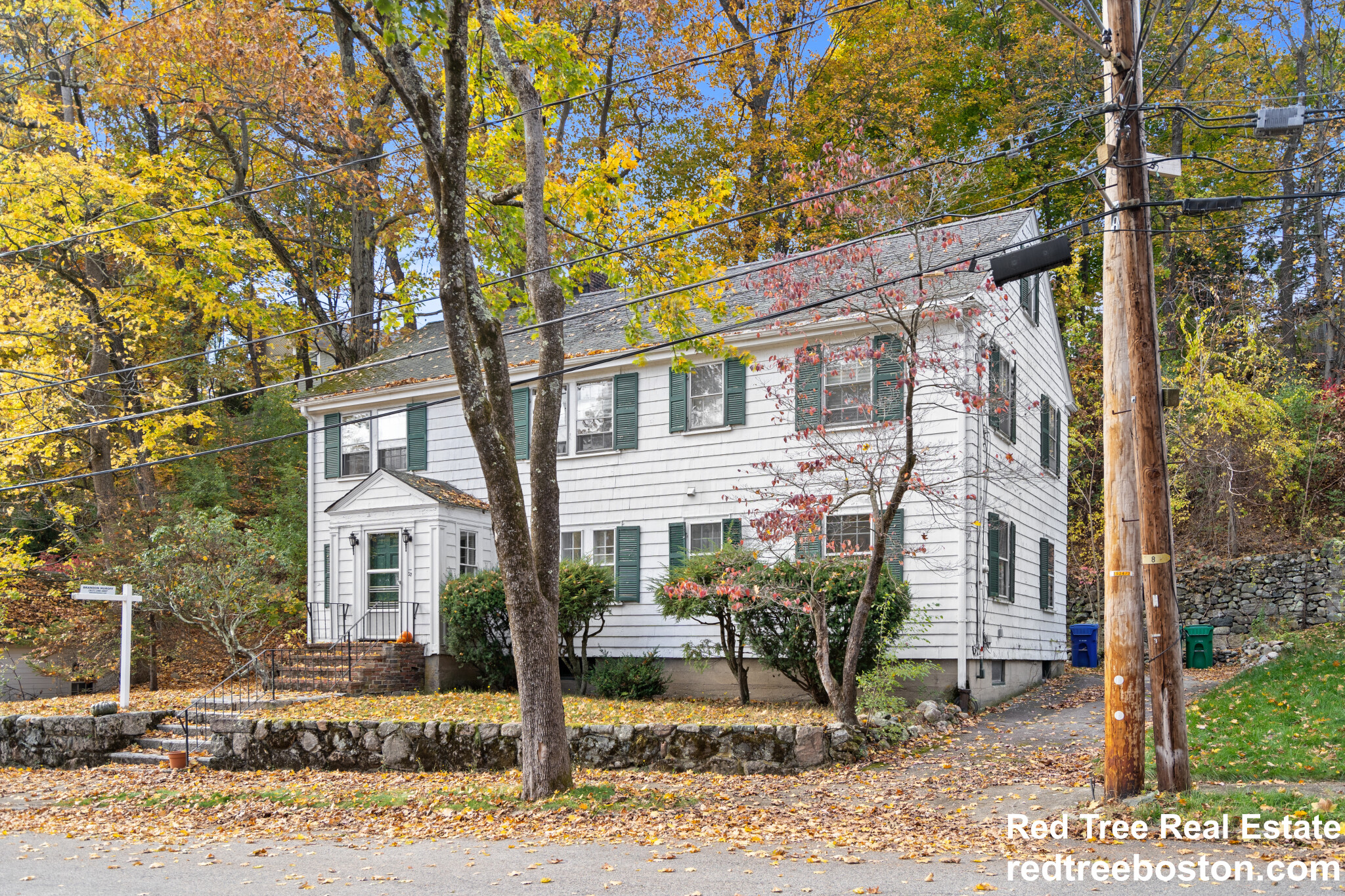 27 Oakwood Rd, Auburndale