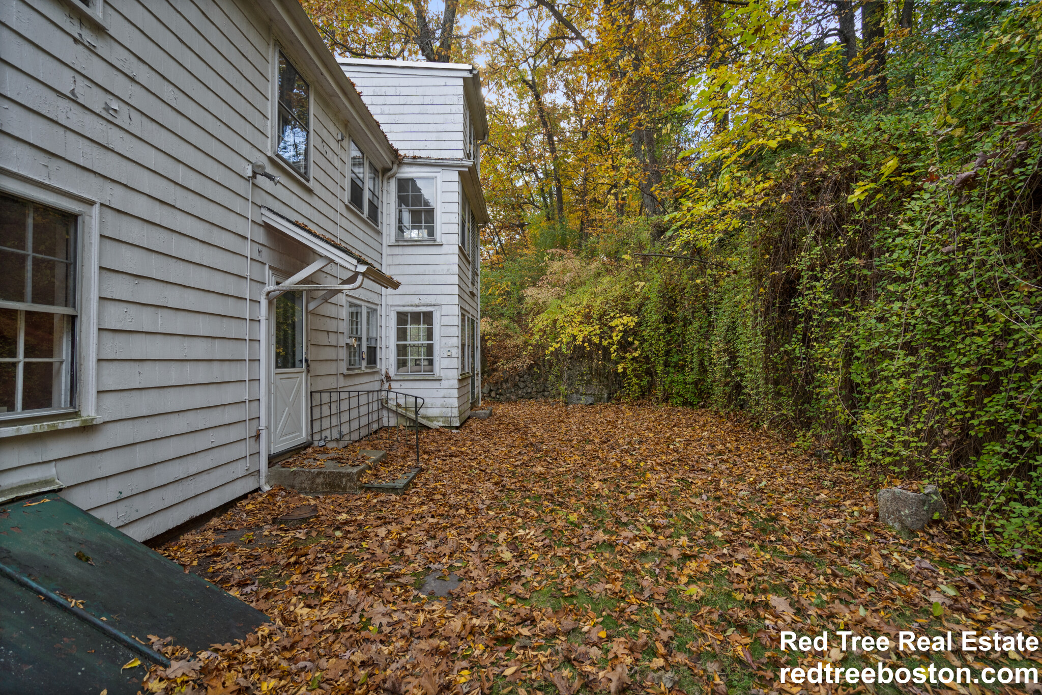 27 Oakwood Rd, Auburndale