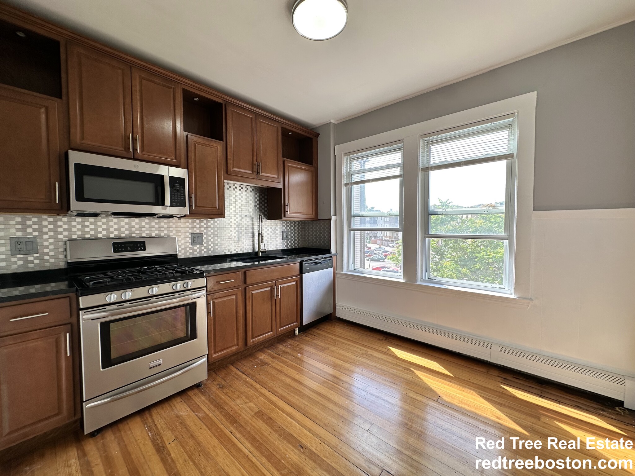 142 Sutherland Rd, Brighton