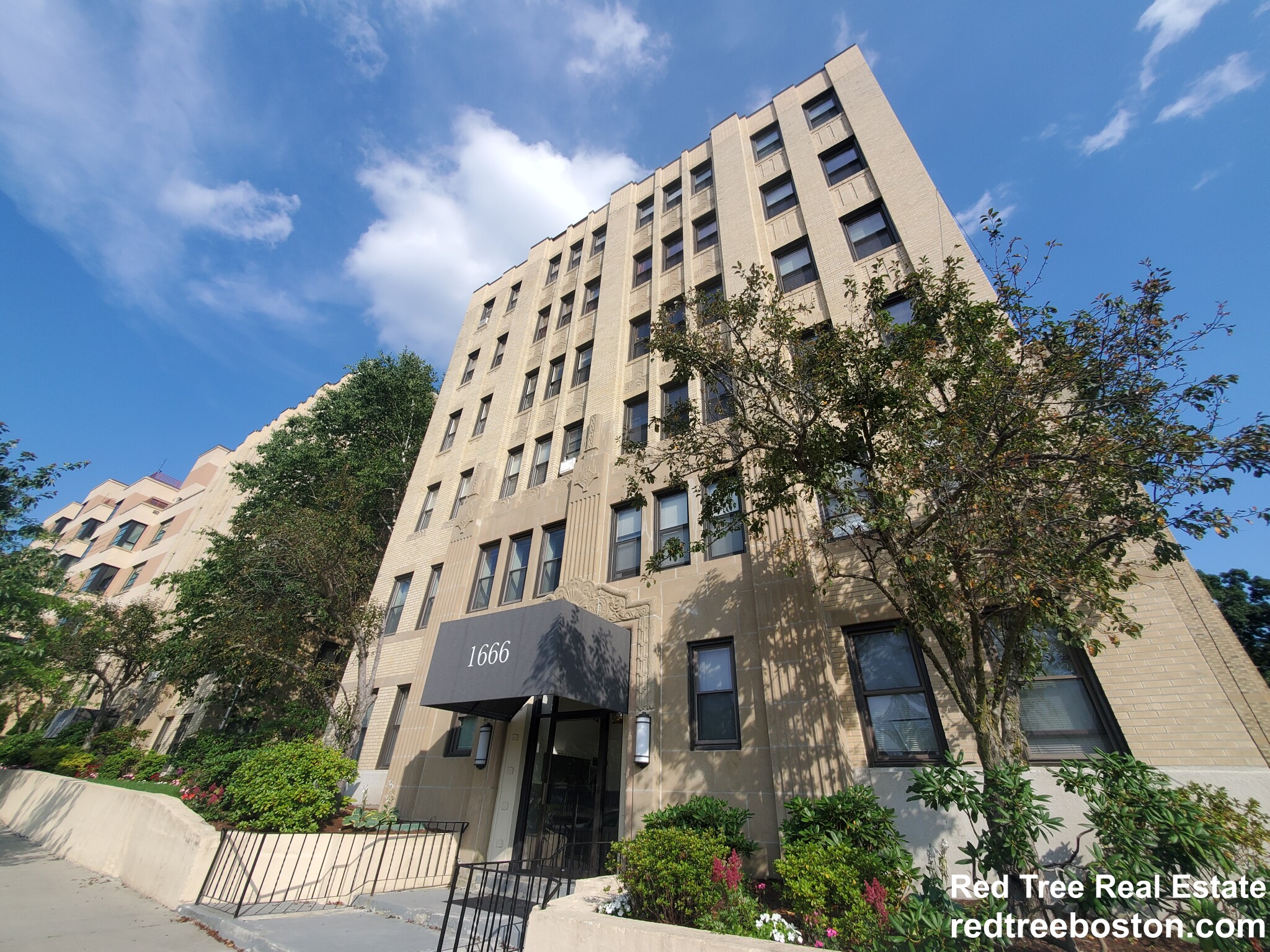 1666 Commonwealth Ave, Brighton