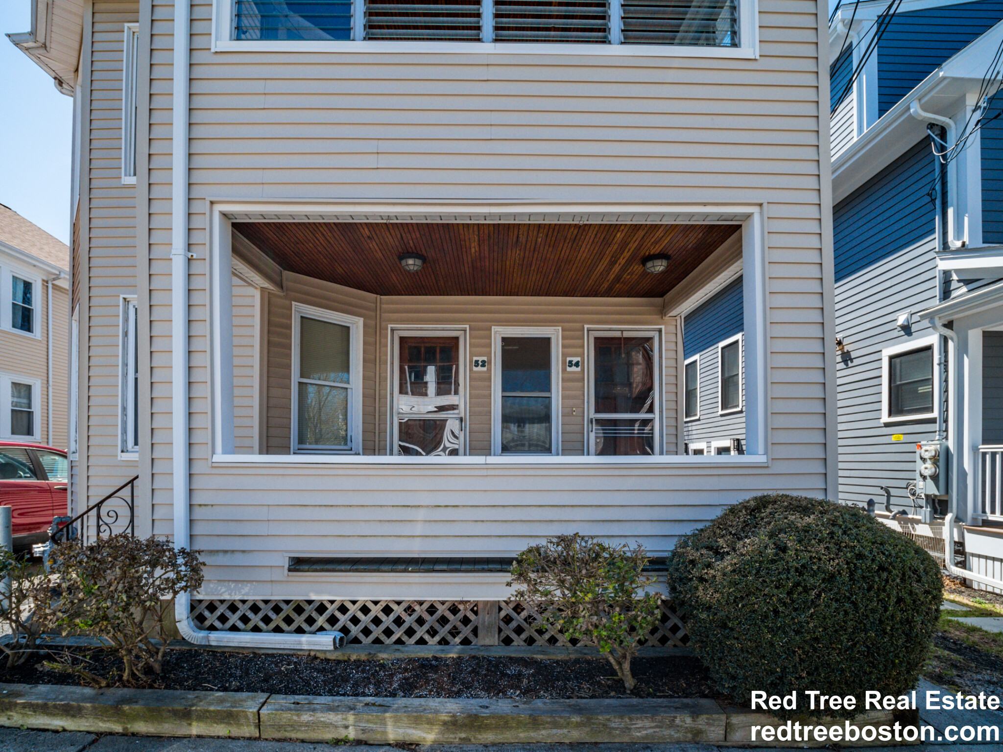 52 Upland Rd, West Somerville