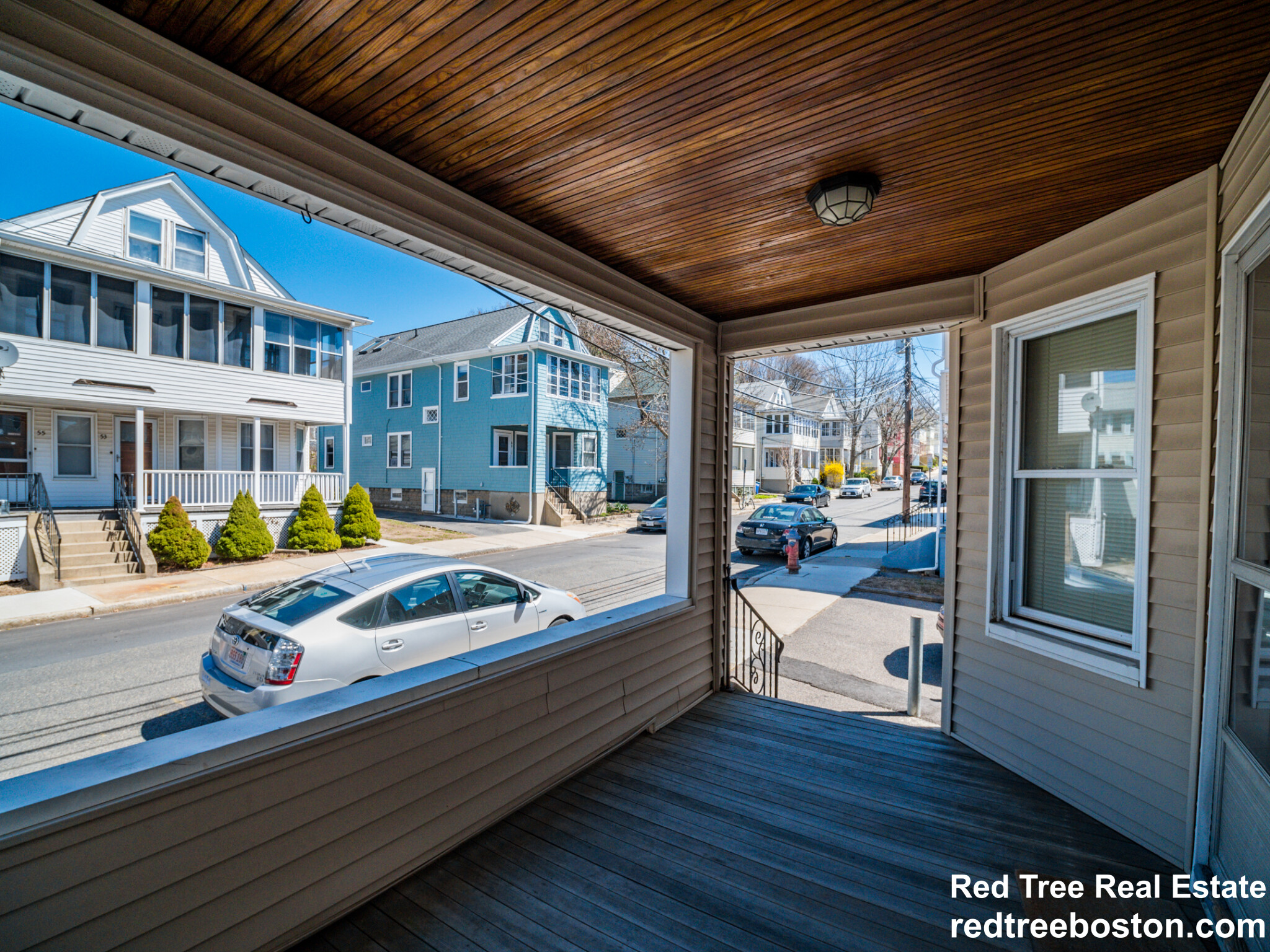 52 Upland Rd, West Somerville