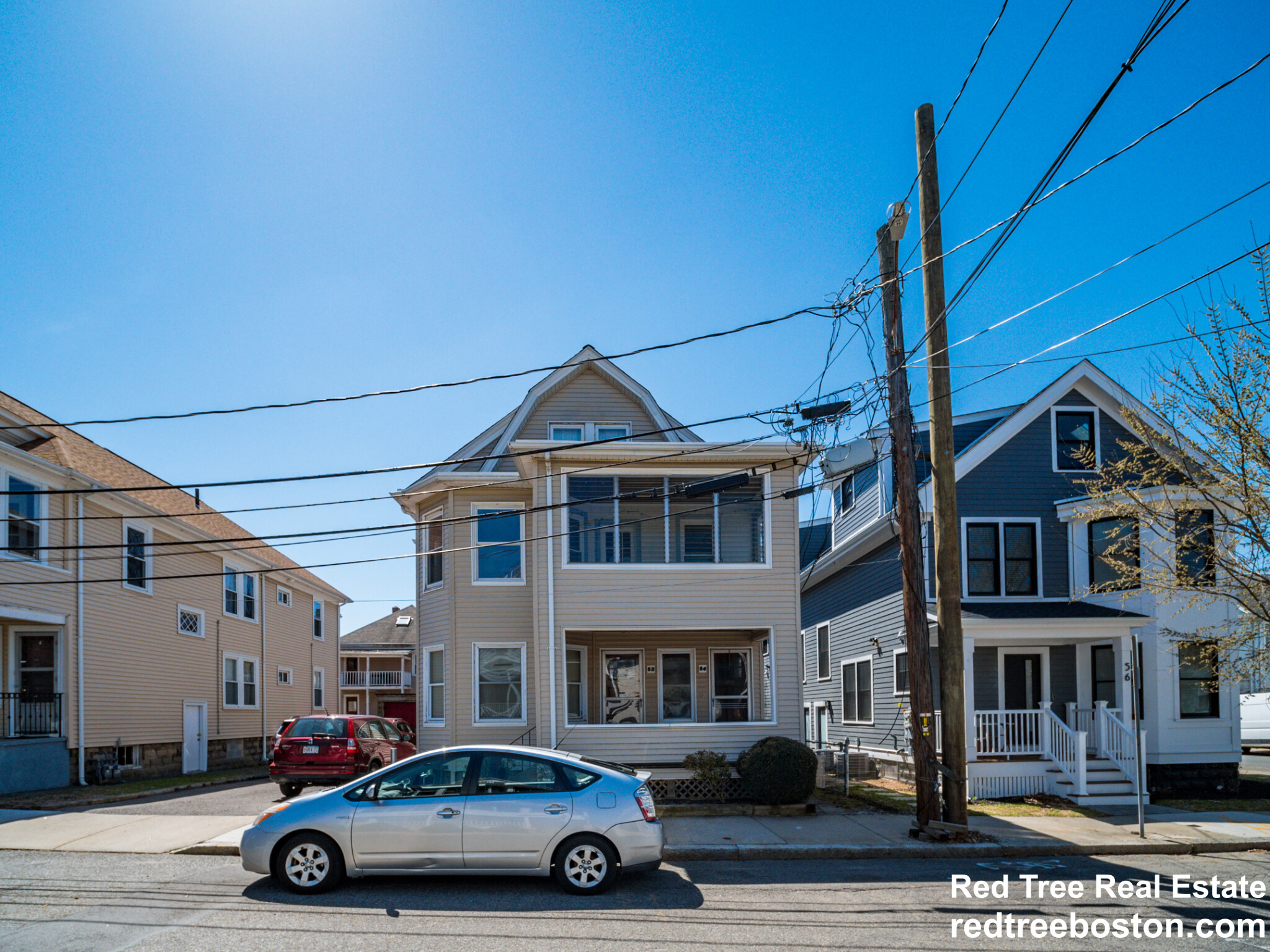 52 Upland Rd, West Somerville