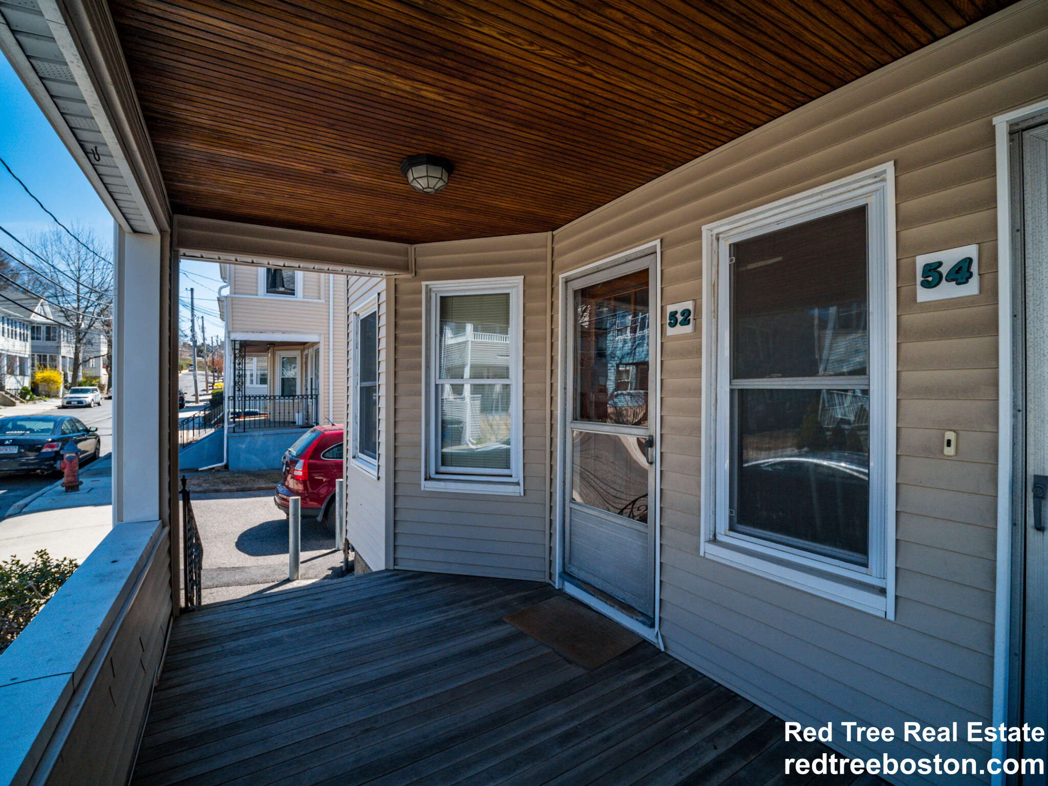 52 Upland Rd, West Somerville