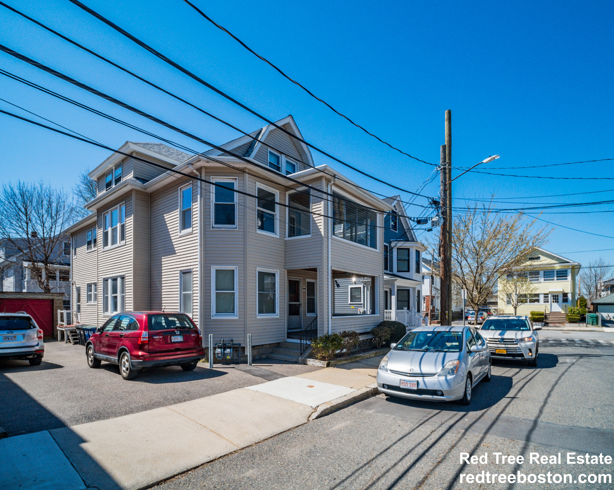 52 Upland Rd, West Somerville