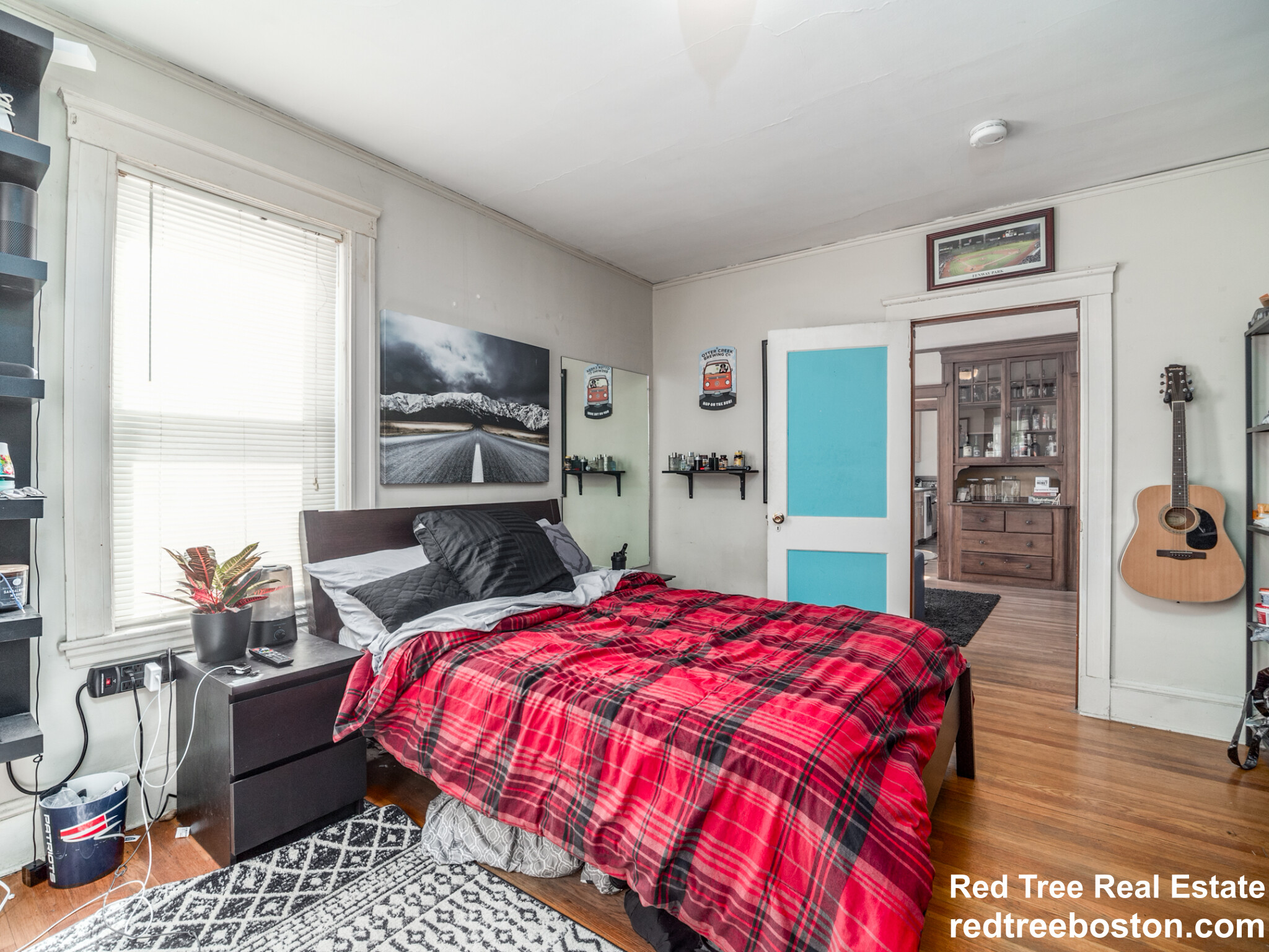 52 Upland Rd, West Somerville