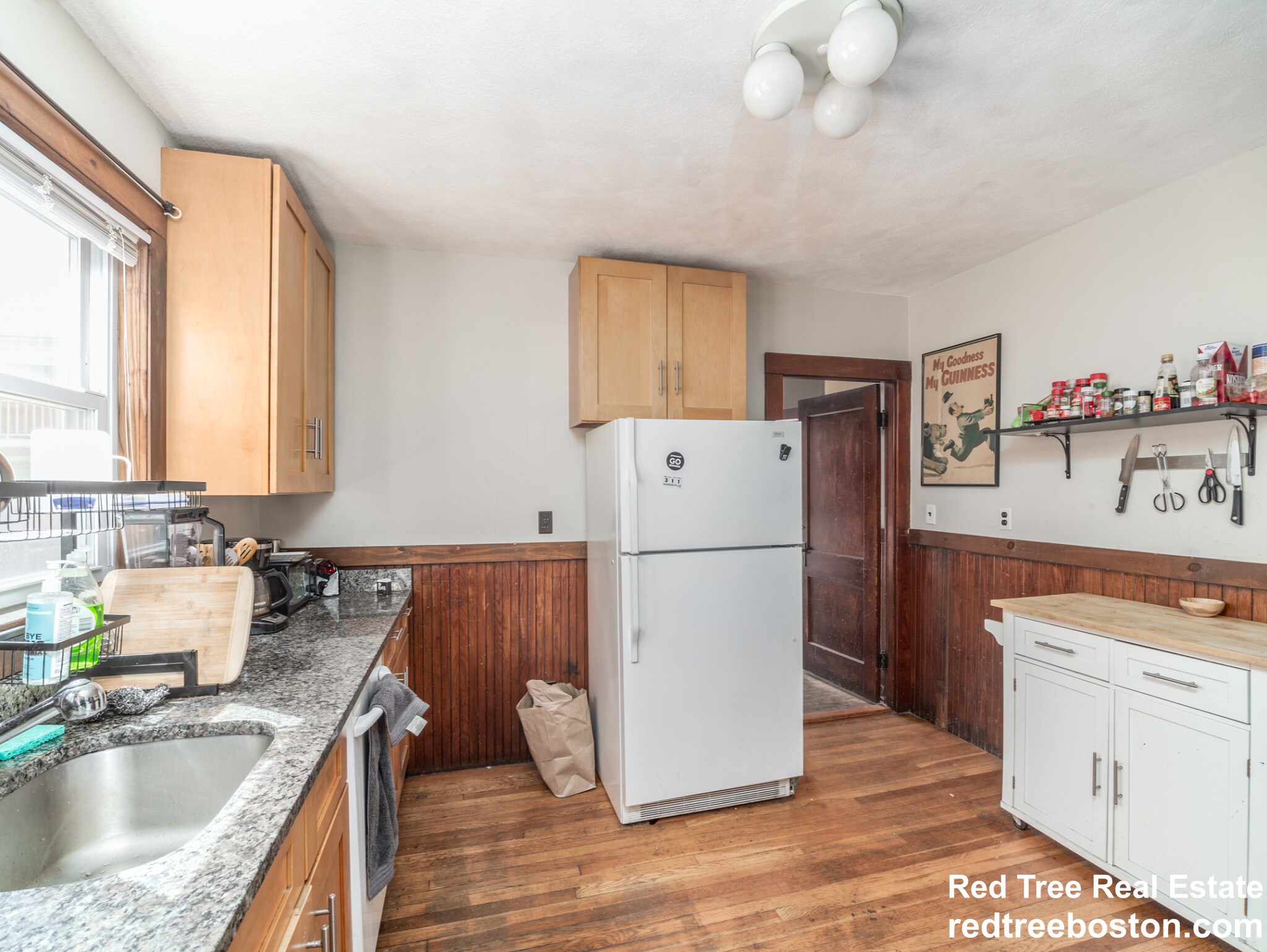 52 Upland Rd, West Somerville