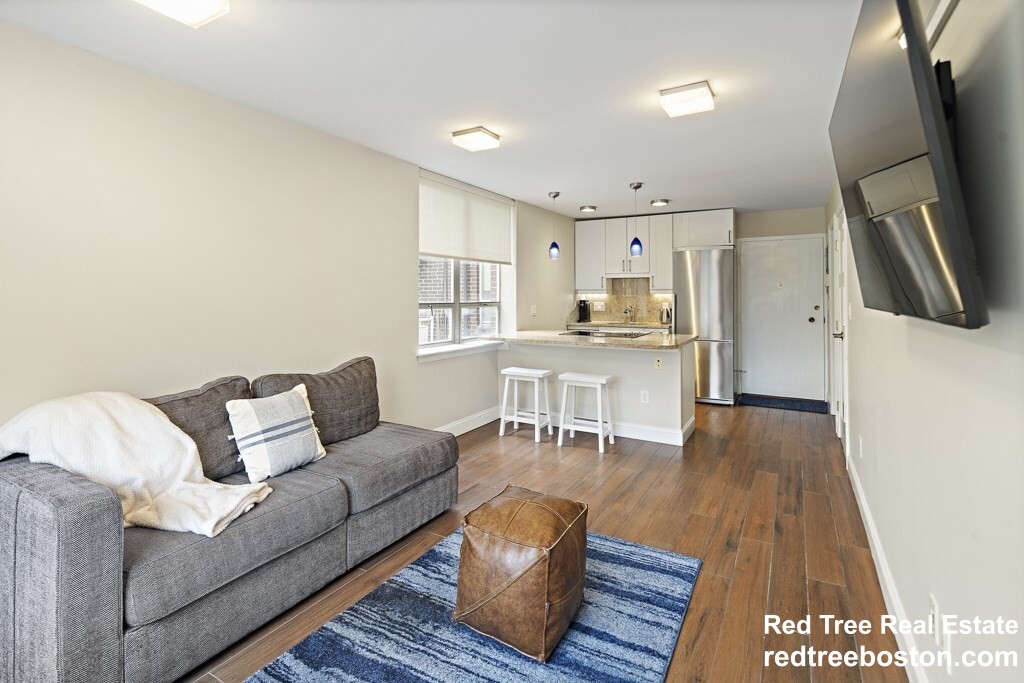 41 Park St, Coolidge Corner