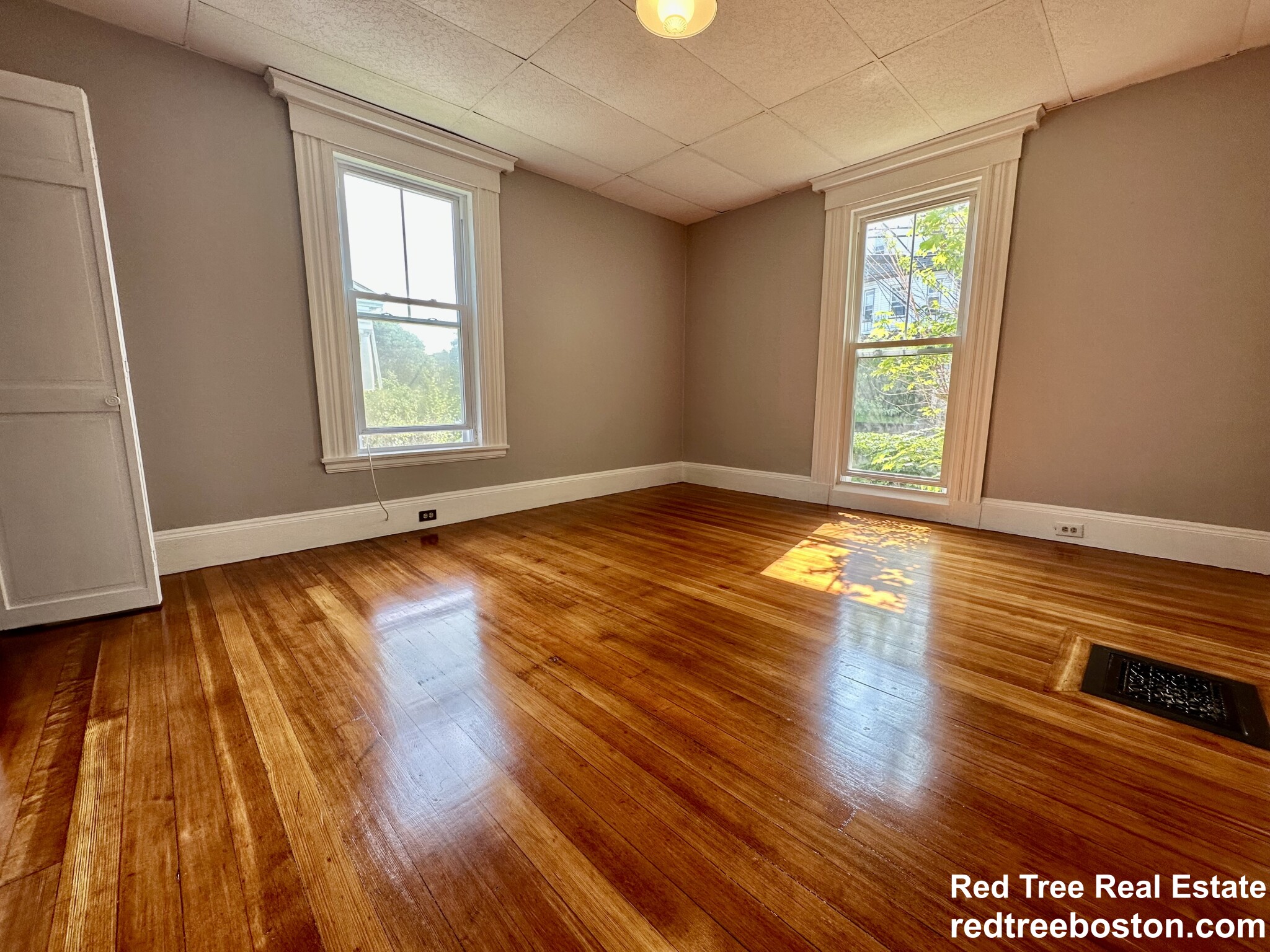 30 Cherry St, Porter Square