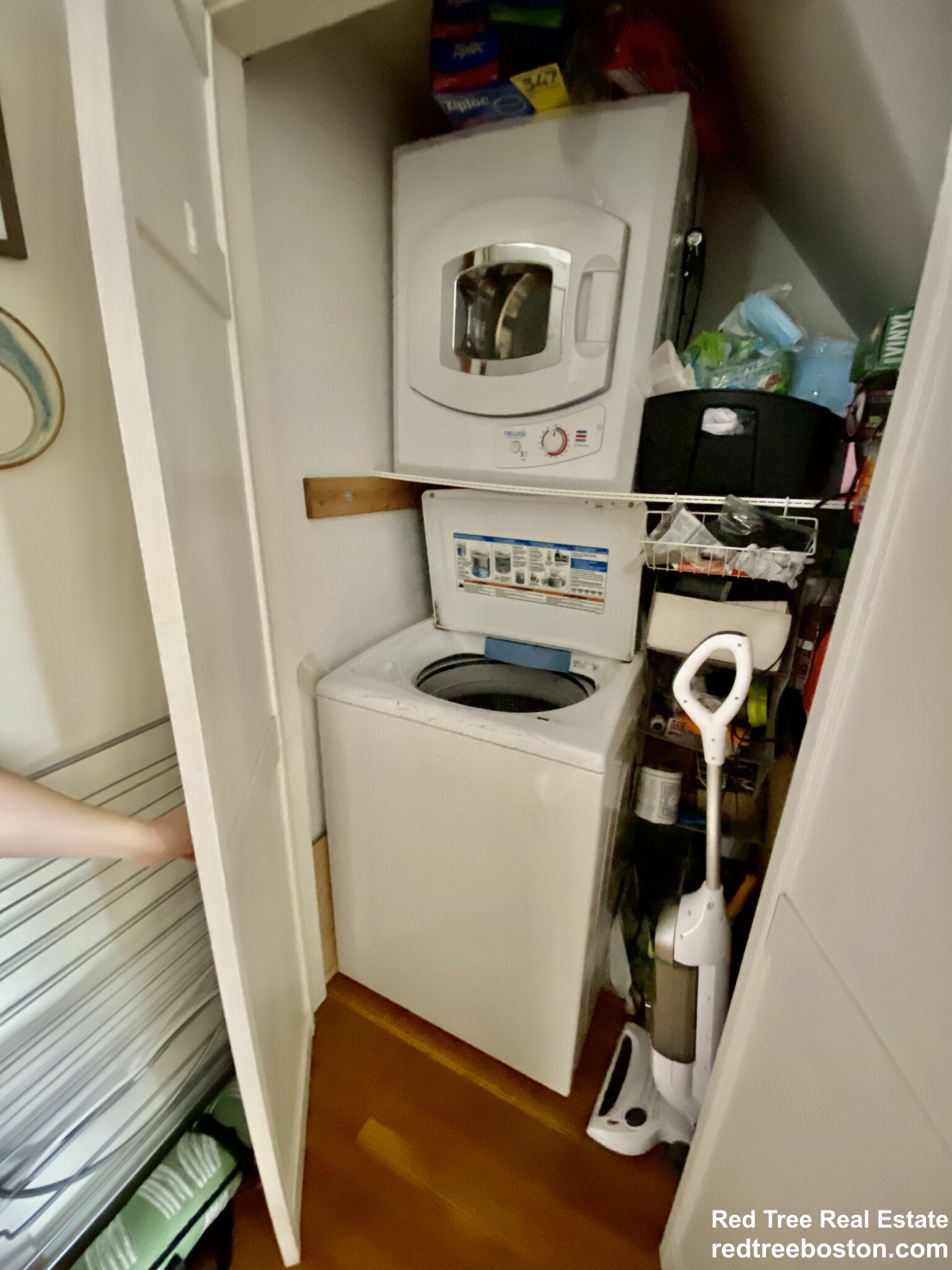 17 Harris St, Coolidge Corner