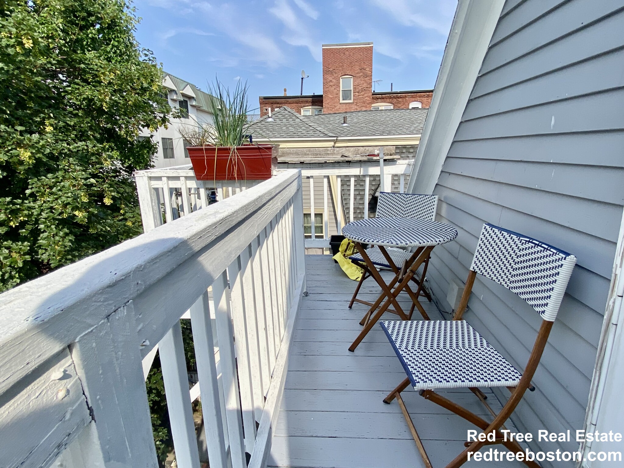 17 Harris St, Coolidge Corner