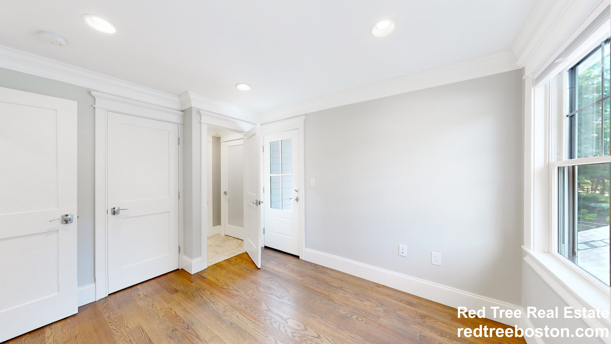 101 Sumner Rd, Brookline Village