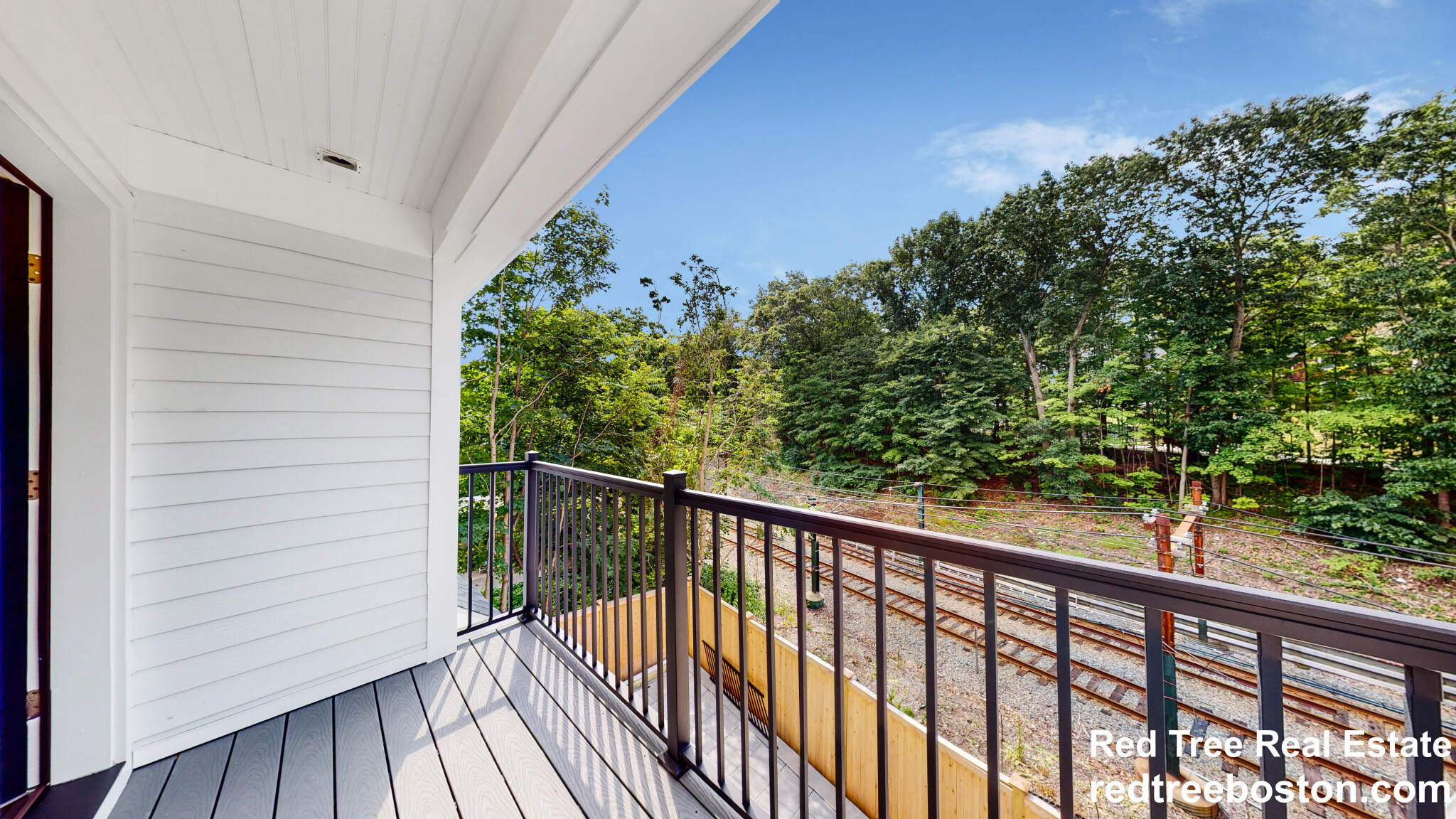 101 Sumner Rd, Brookline Village