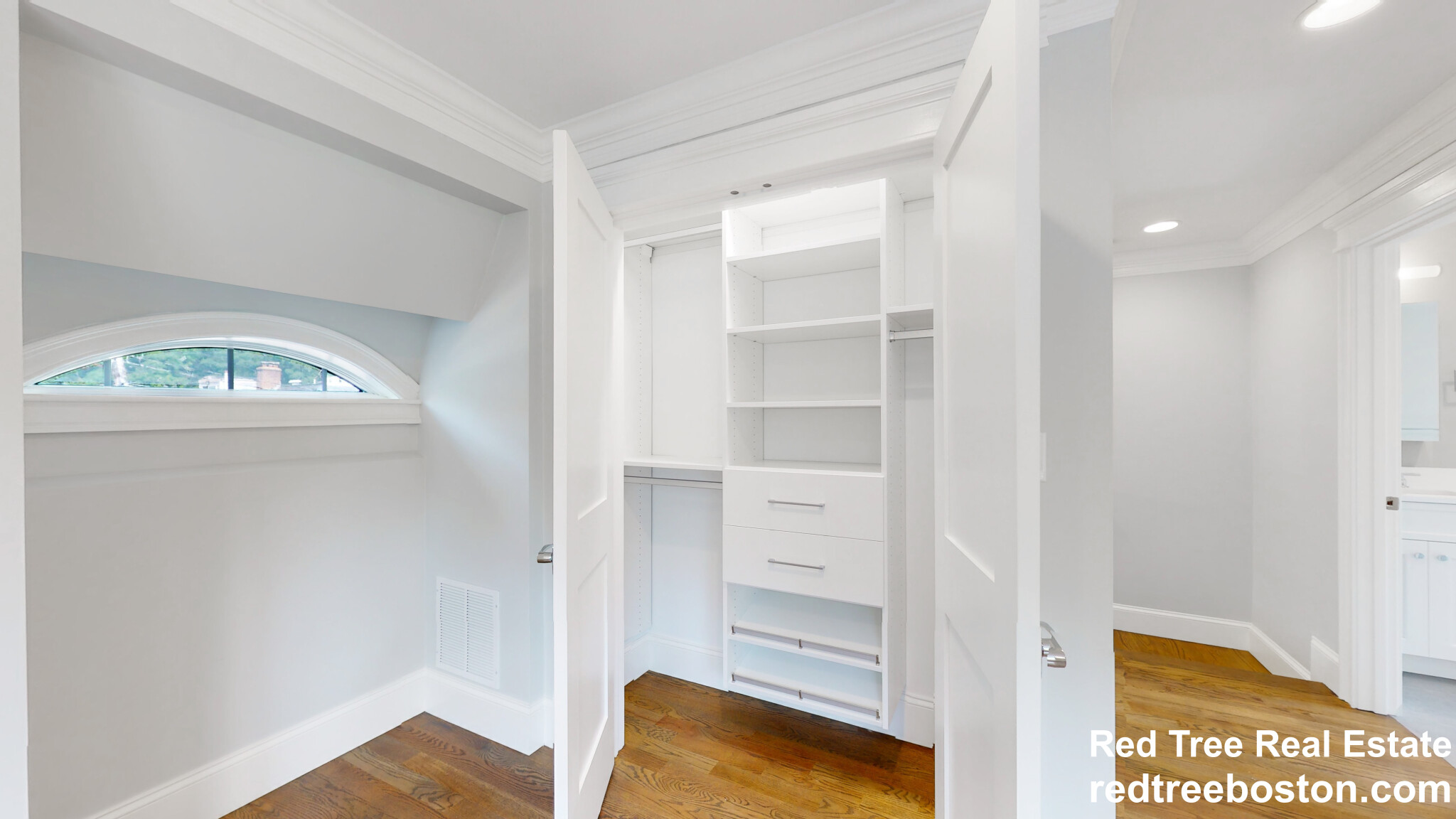 101 Sumner Rd, Brookline Village