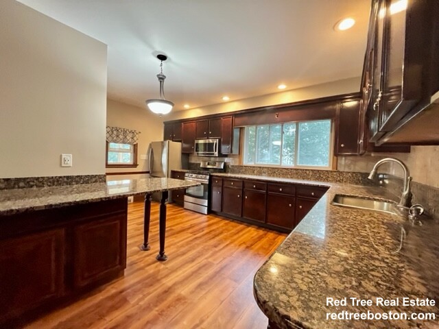 183 Cottage Park Rd, Winthrop