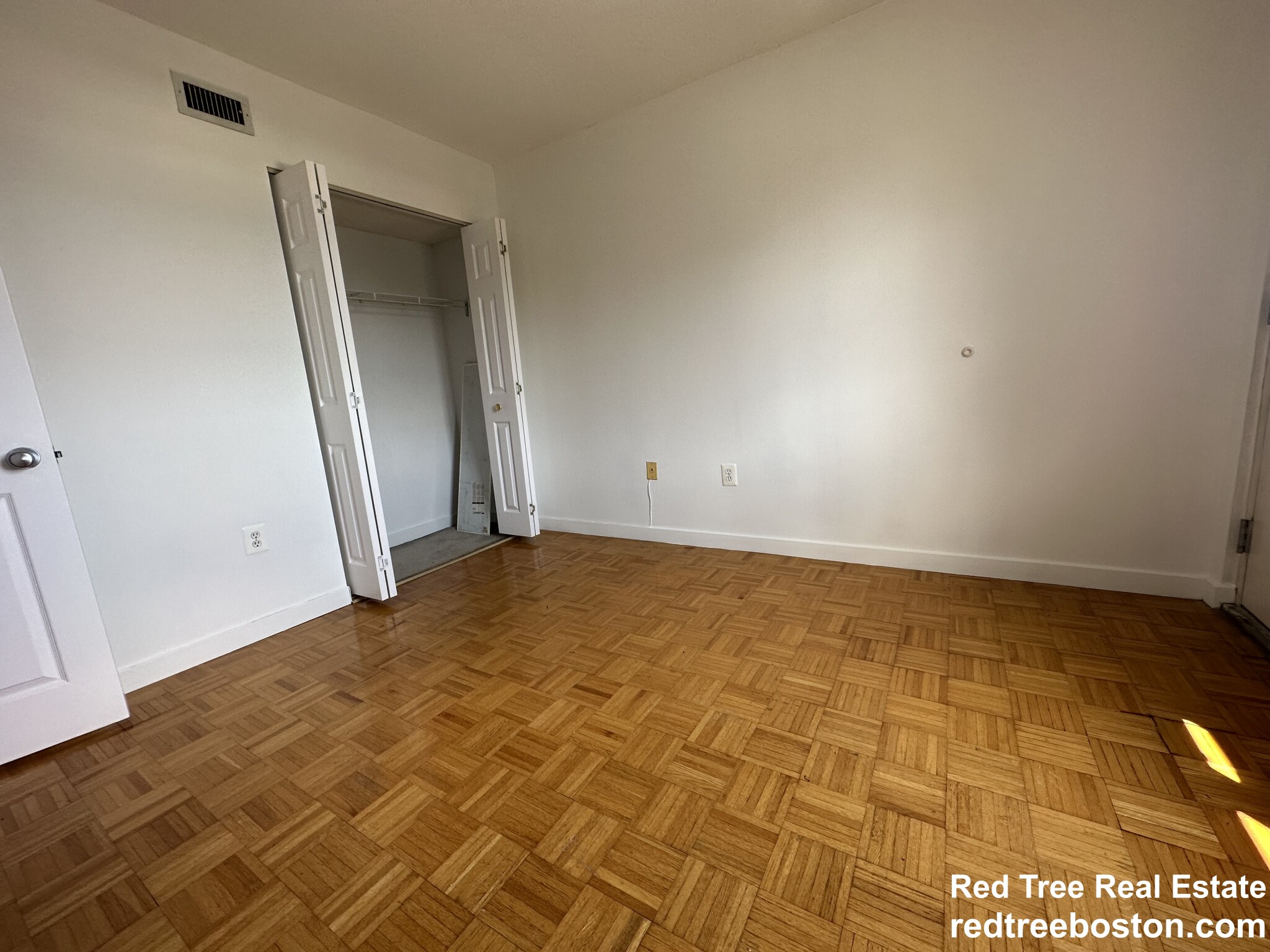 147 Kelton St, Allston