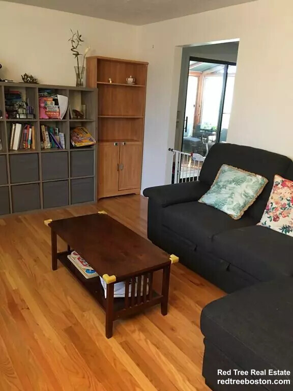 23 Thurston Rd, Newton
