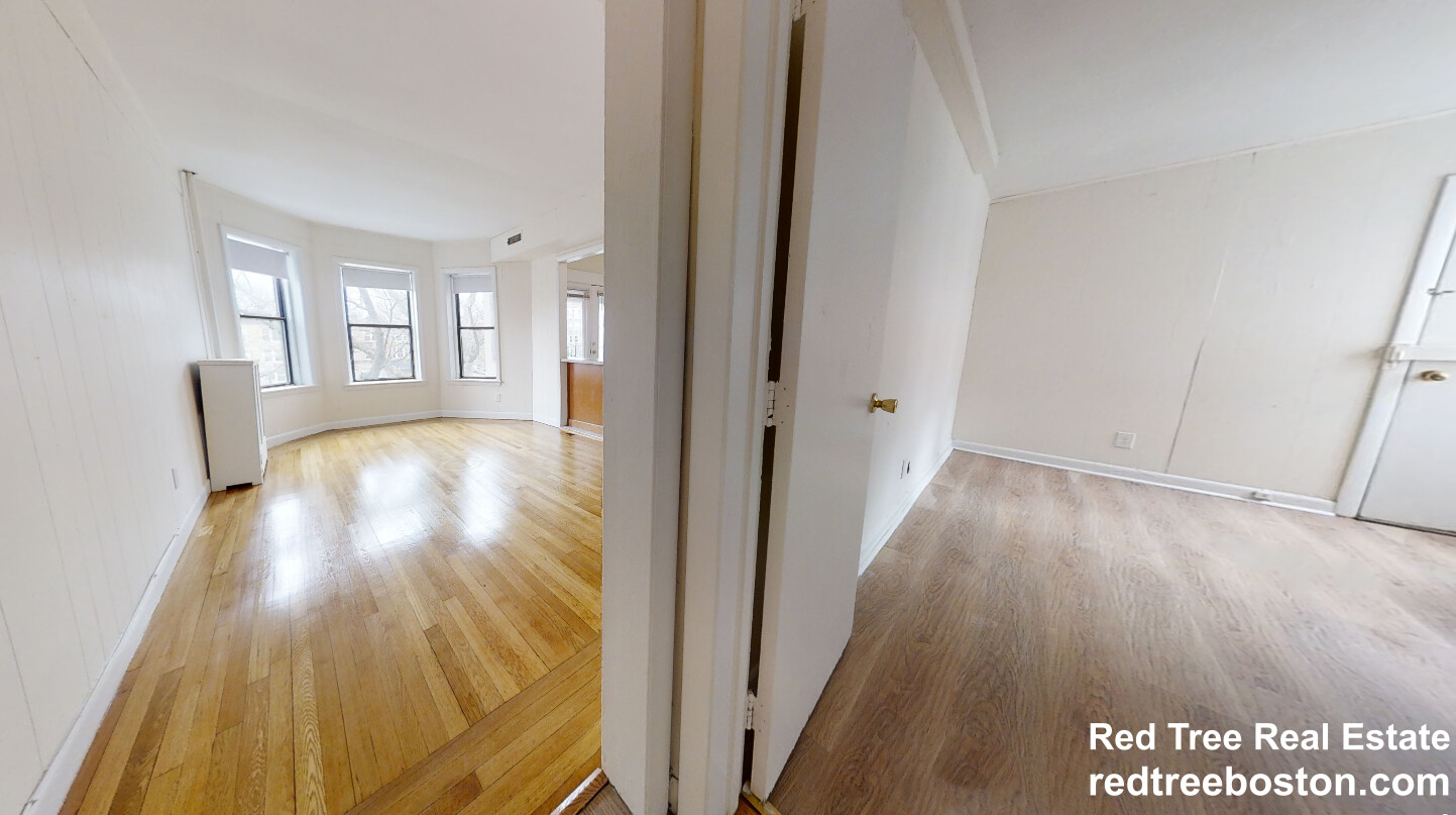 1137 Commonwealth Ave, Allston