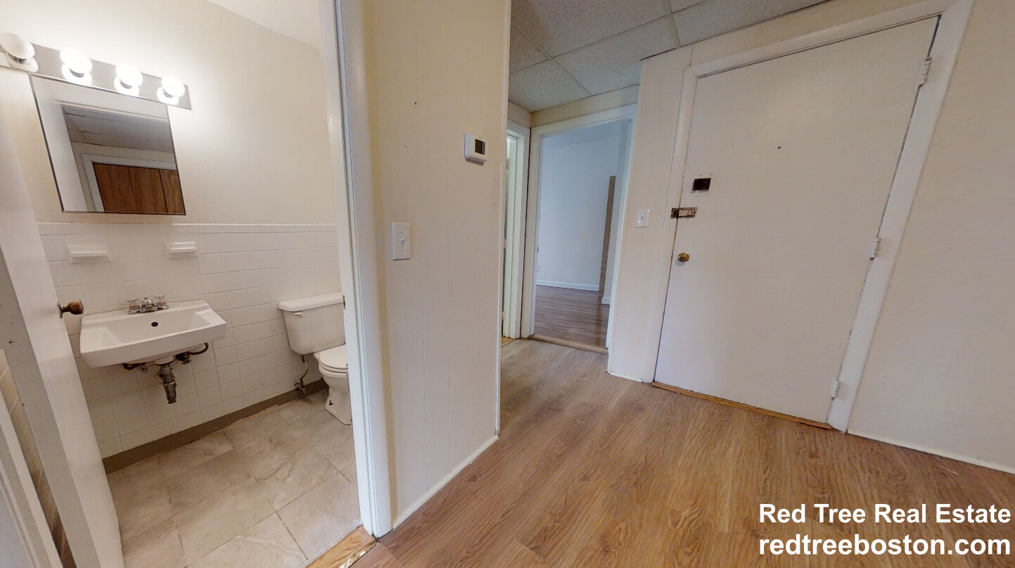 1137 Commonwealth Ave, Allston