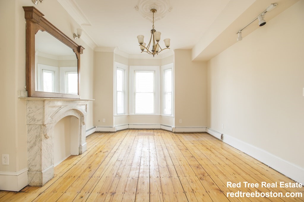 45 Thomas Park, South Boston