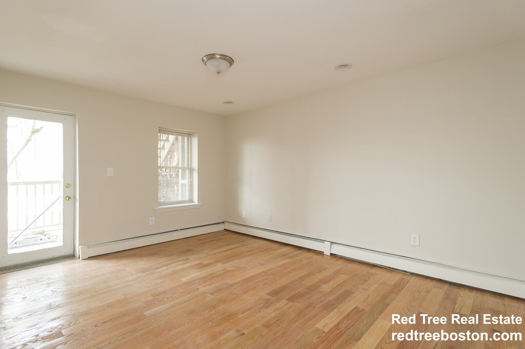 45 Thomas Park, South Boston