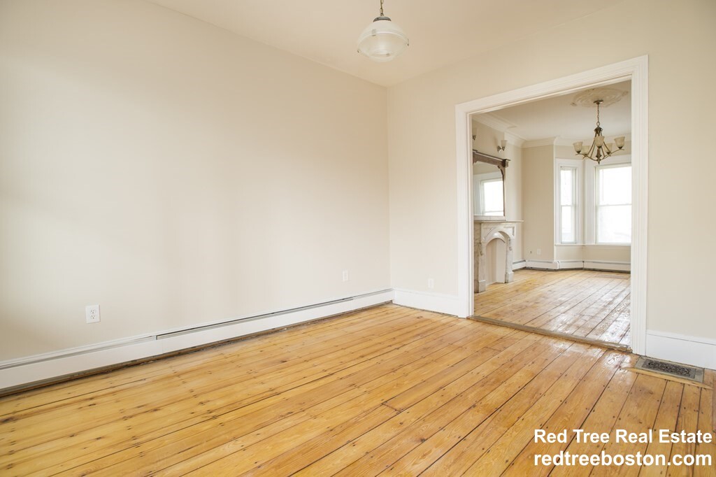 45 Thomas Park, South Boston