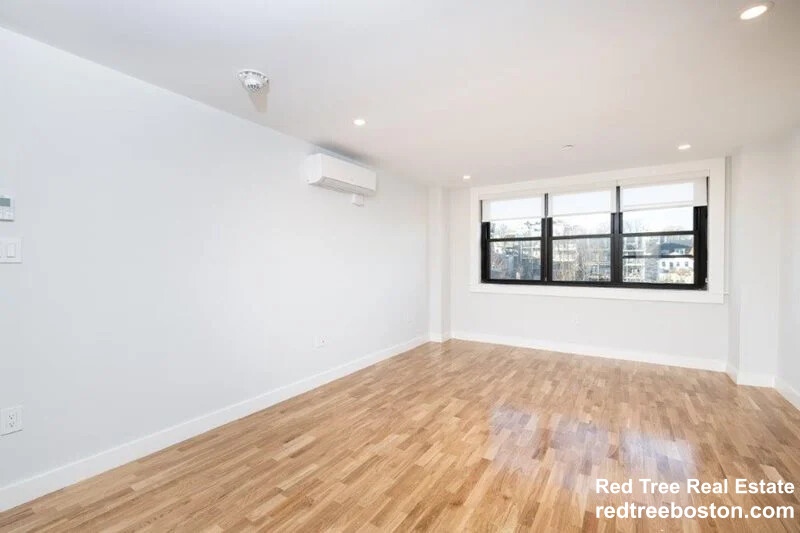 1410 Columbia Rd, South Boston