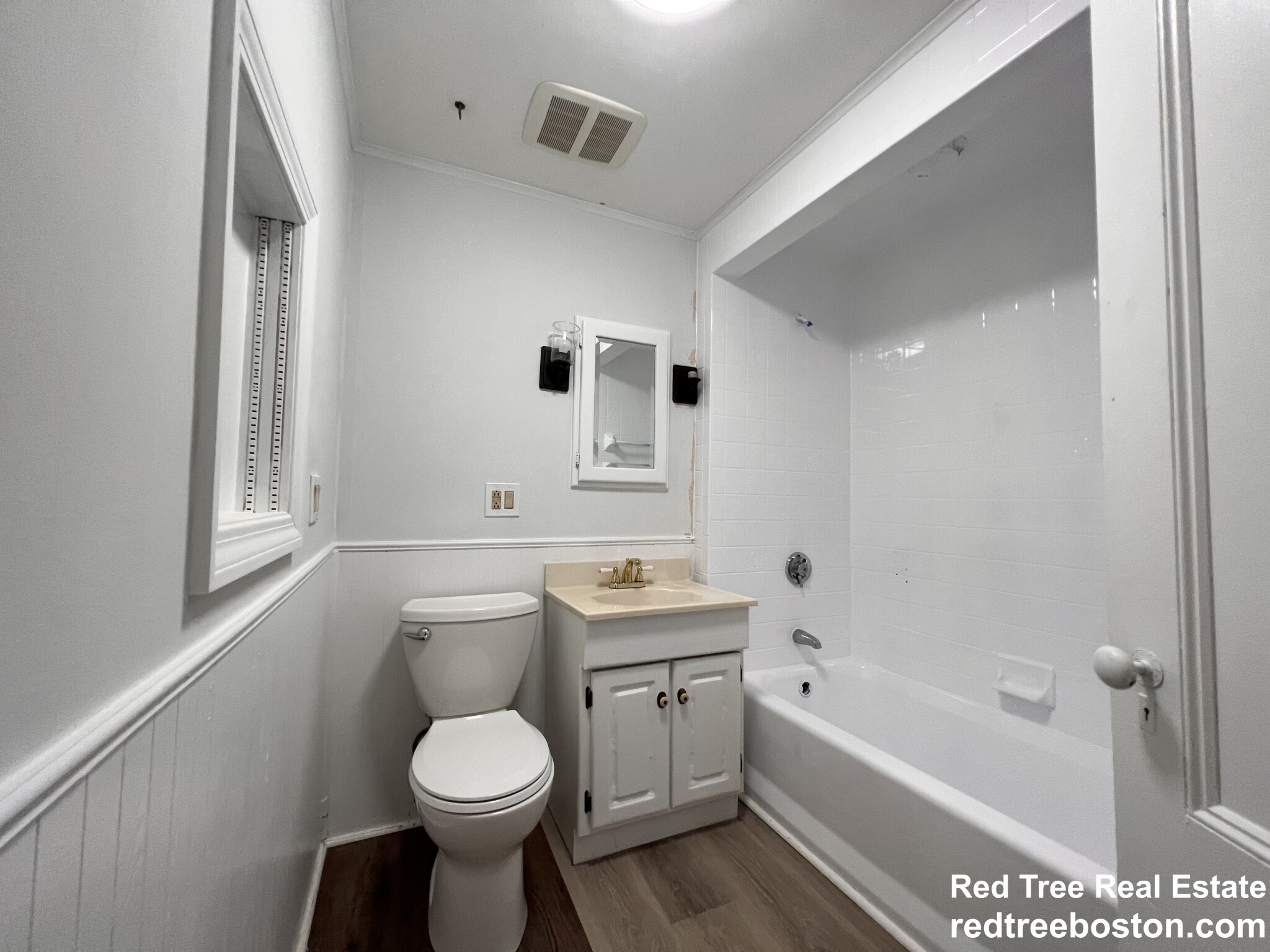 401 7th St, South Boston