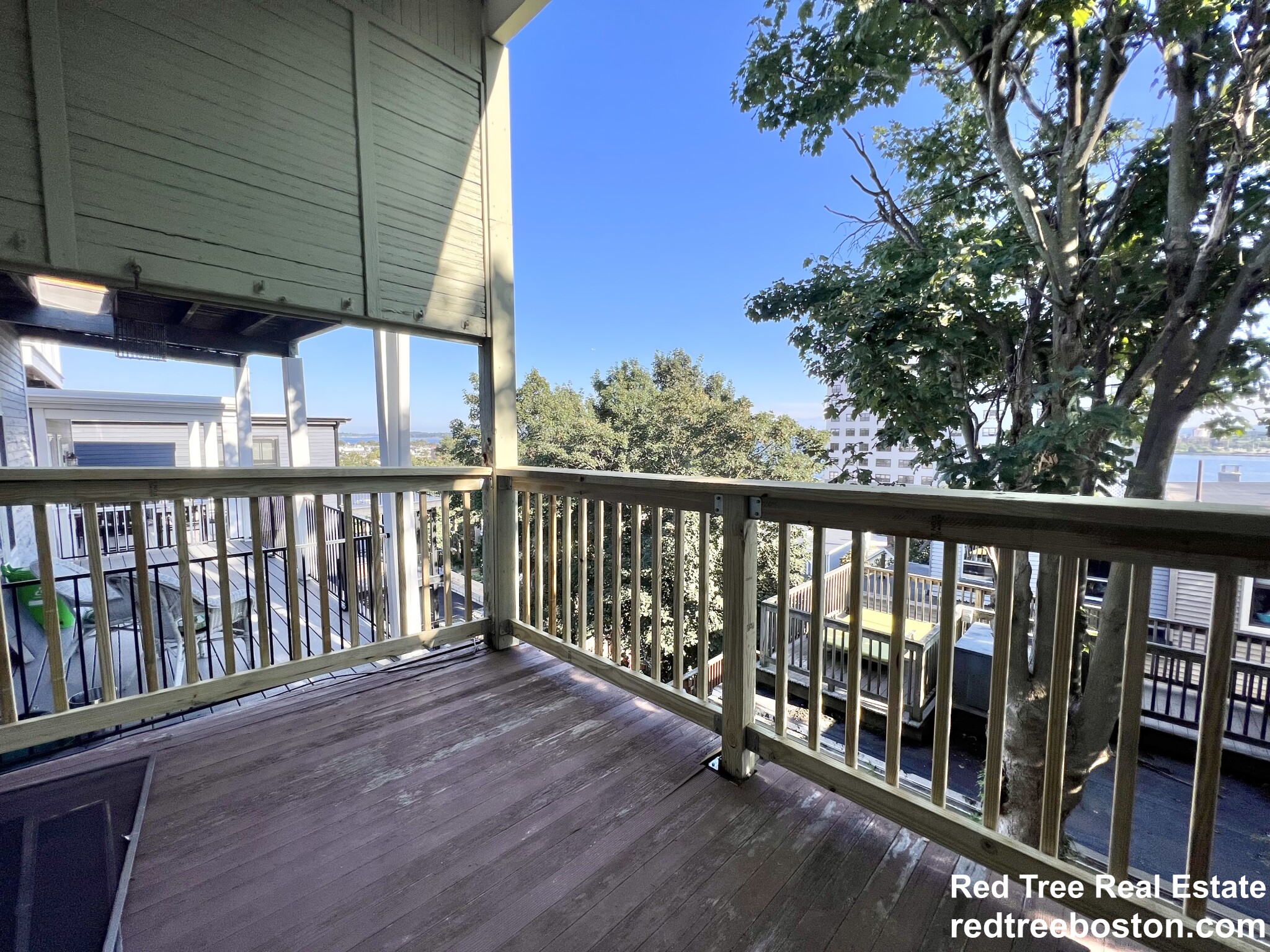 401 7th St, South Boston