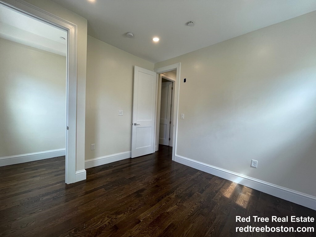 35 Foster St, Brighton