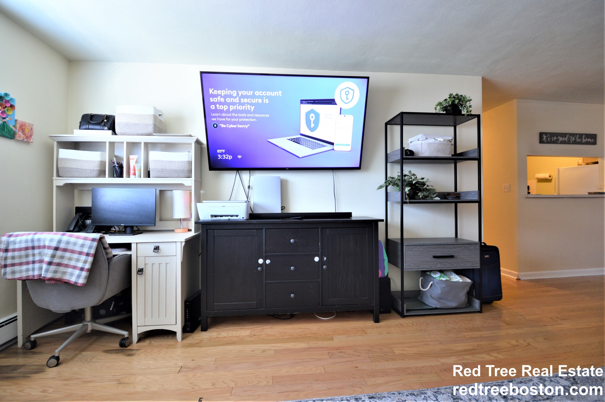 5050 Washington St, West Roxbury