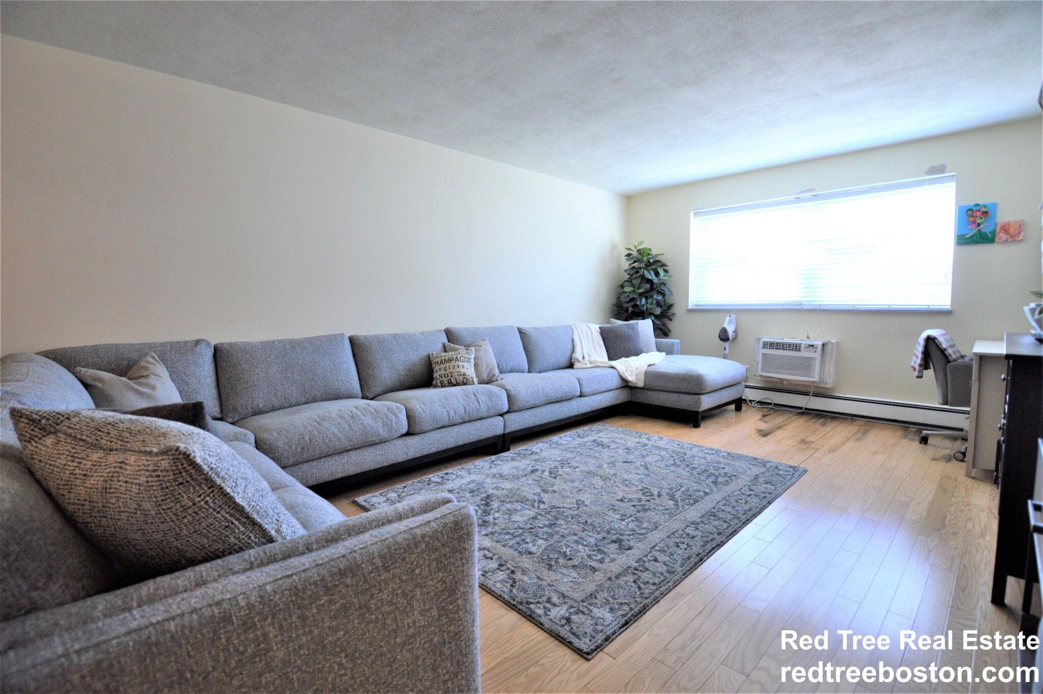 5050 Washington St, West Roxbury