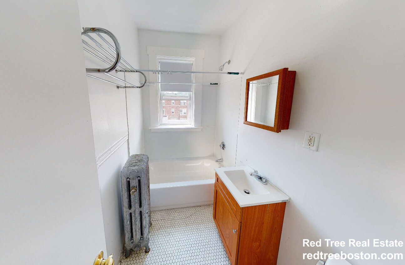 1350 Commonwealth Ave, Allston