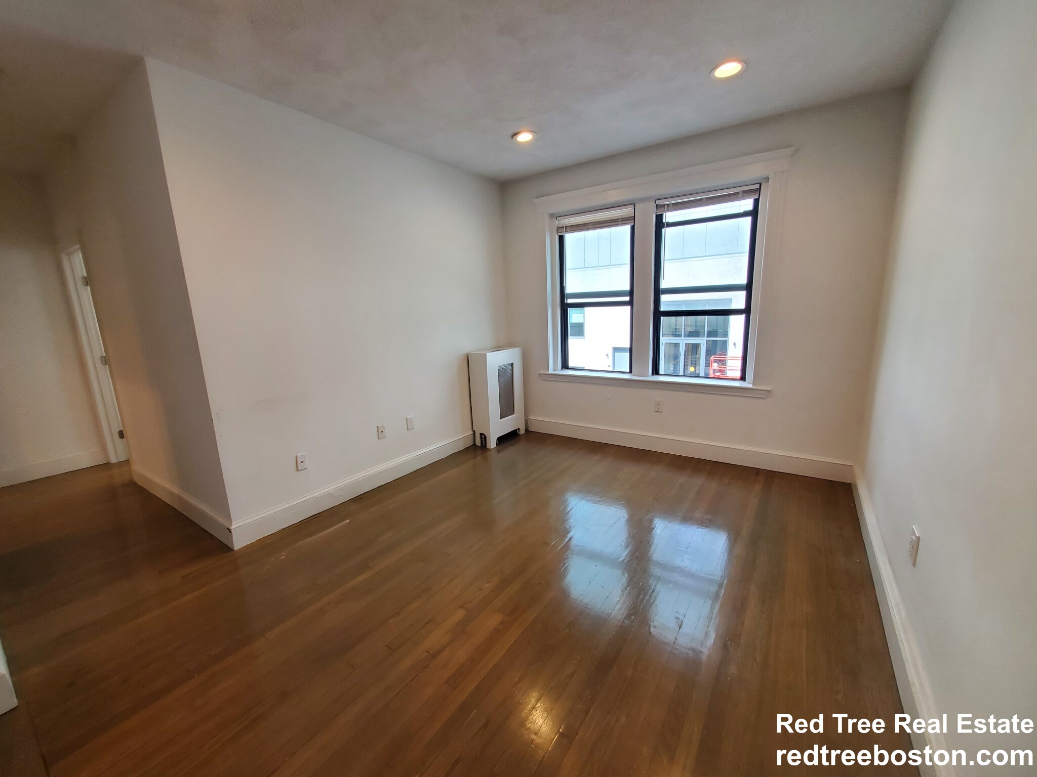 11 Peterborough St, Fenway